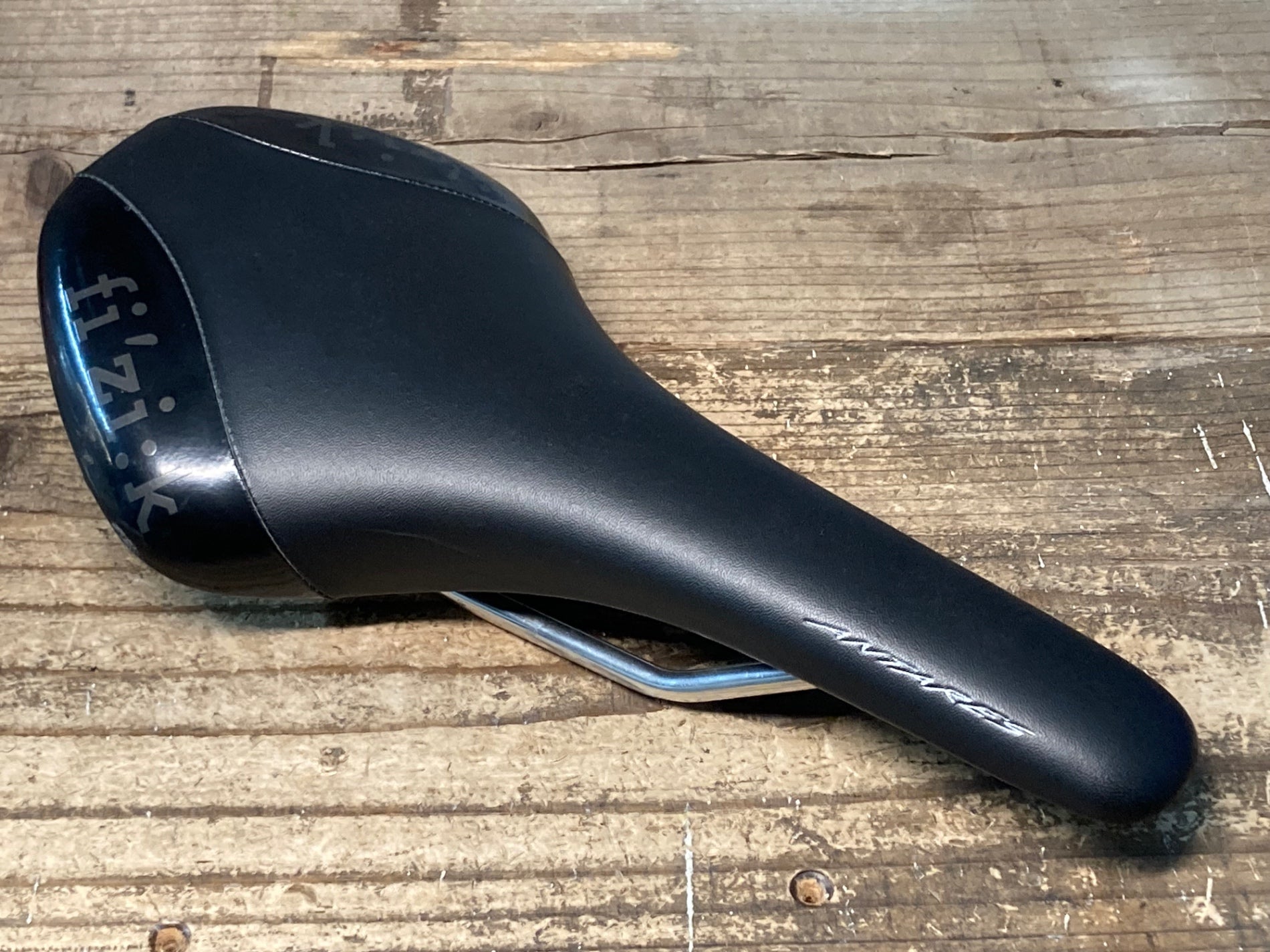 サドル – BICI AMORE EQ STORE