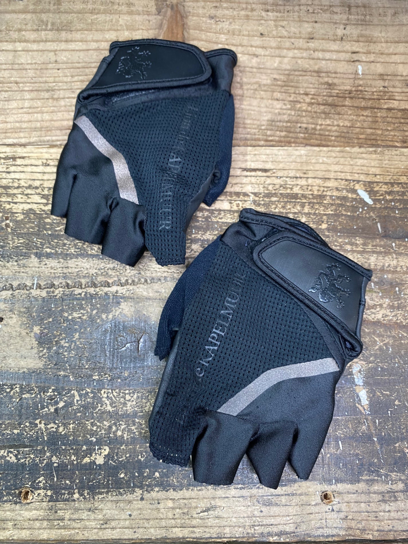 JB082 リオンドカペルミュール Lion de KAPELMUUR 指切り グローブ 黒 XS