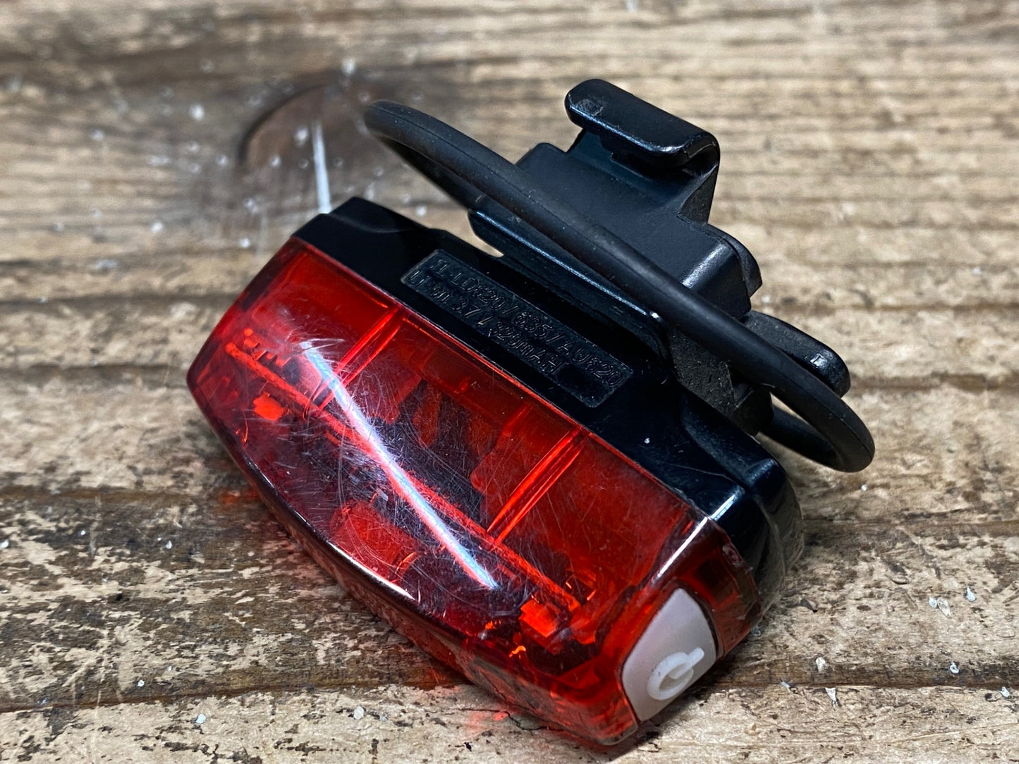 JB274 キャットアイ CATEYE RAPID MICRO AUTO テールライト 点灯確認済み