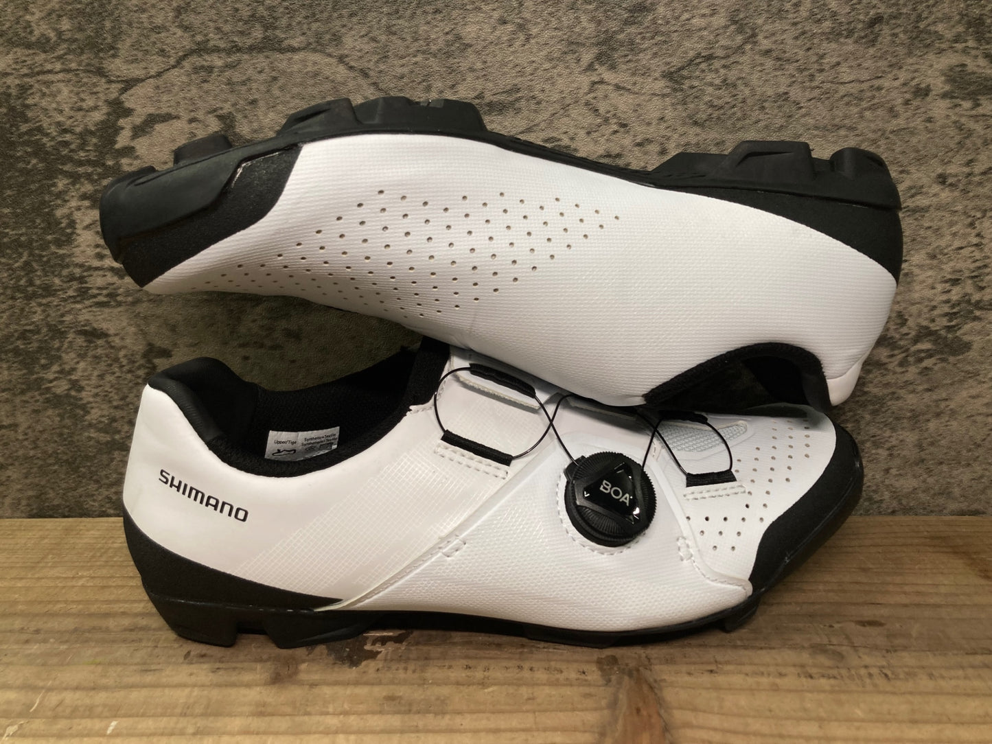 IO978 シマノ SHIMANO XC3 ビンディングシューズ SPD 白 EU40 ※傷あり