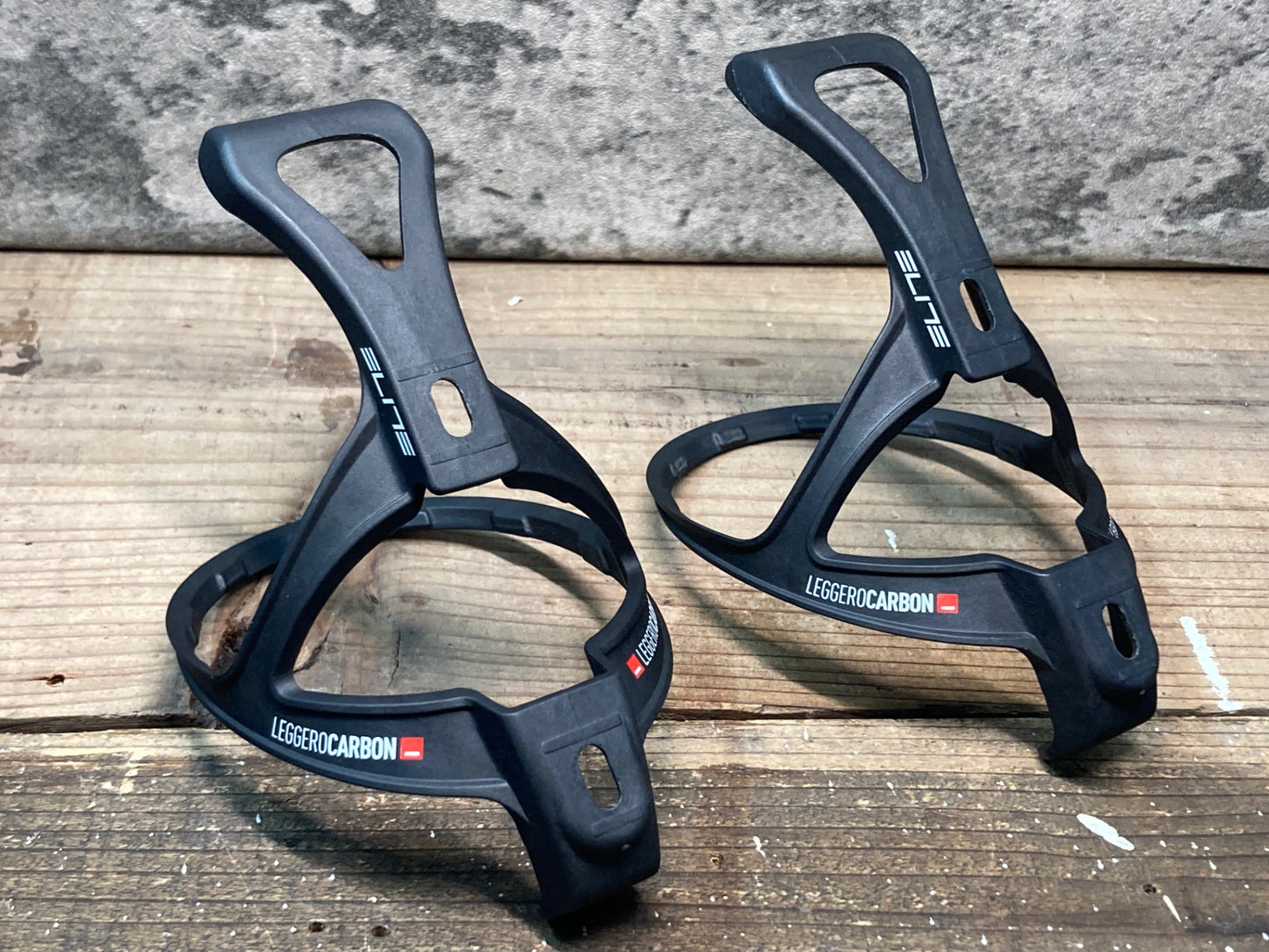 IR172 エリート ELITE LEGGERO CARBON ボトルケージ 黒 2個セット