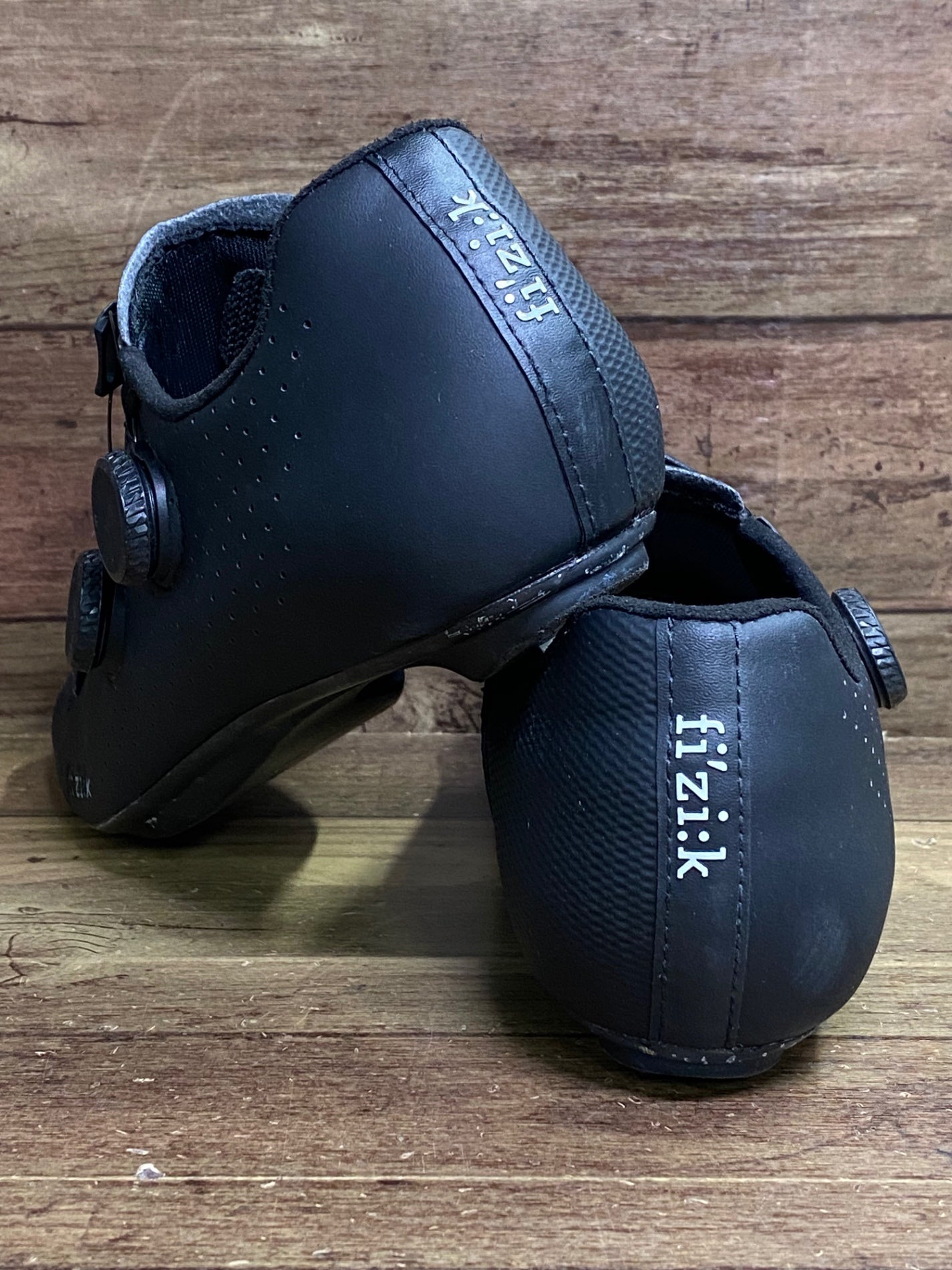 IJ212 フィジーク fizik VENTO INFINITO CARBON 2 黒 EU41.5 SPD-SL