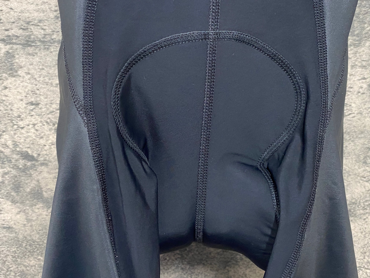 IY728 ボントレガー BONTRAGER ビブショーツ 黒 白 XS