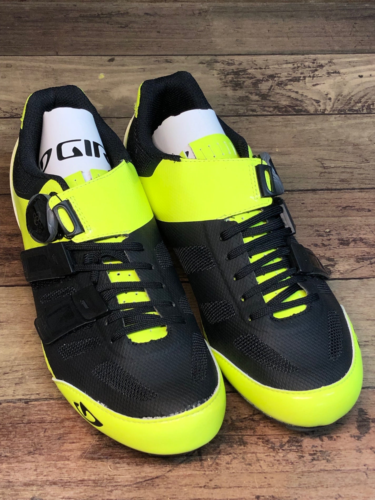 IP475 ジロ GIRO SENTRIE TECHLACE ビンディングシューズ 蛍光イエロー SPD-SL EU40 未使用