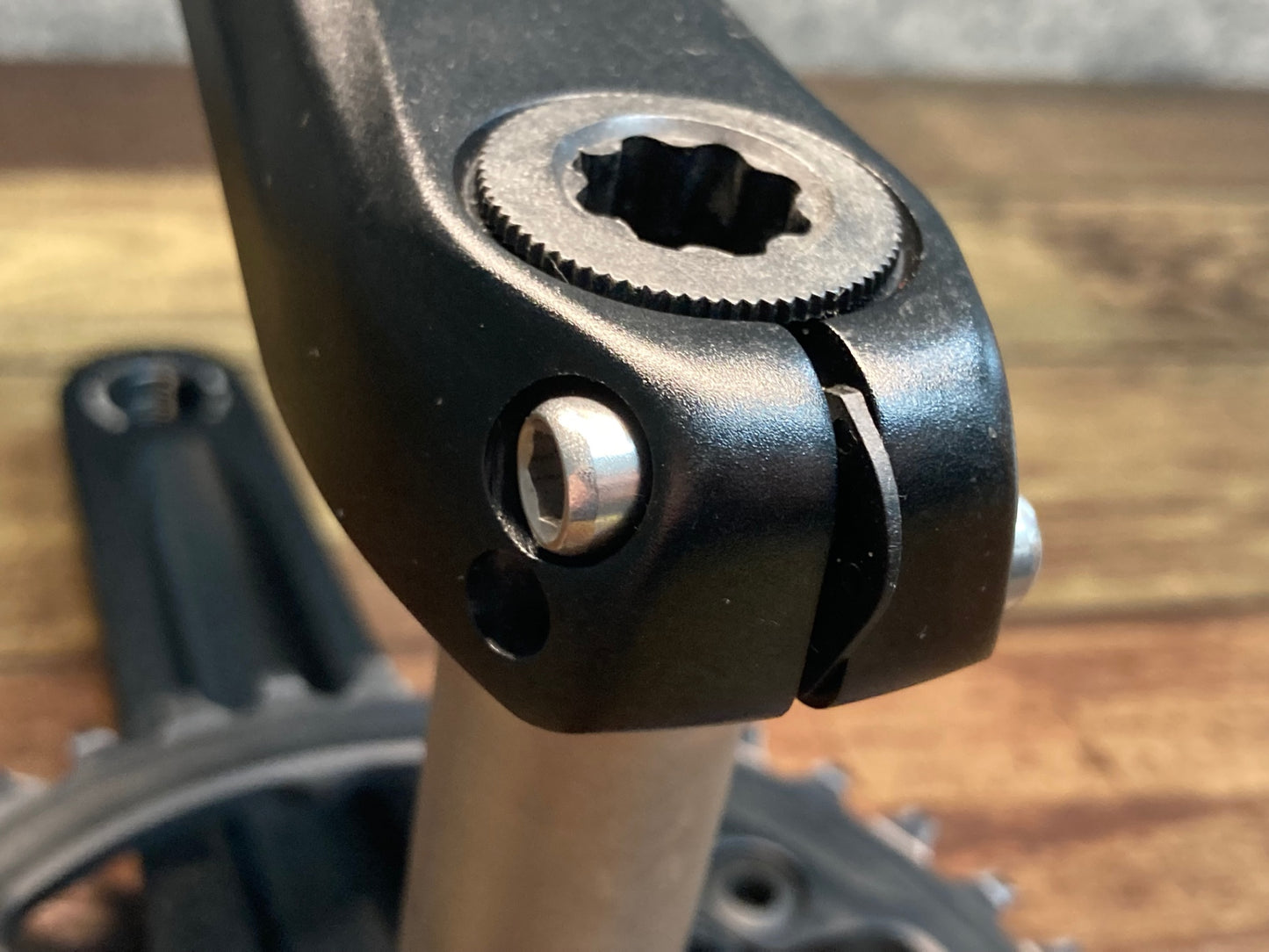 IX798 シマノ SHIMANO GRX FC-RX600 クランクセット 40T 165mm