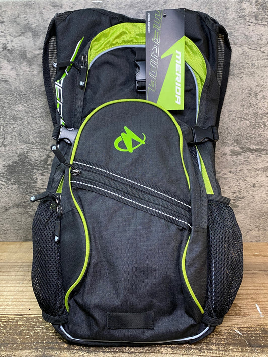 JC781 メリダ MERIDA リュック バックパック 黒 緑