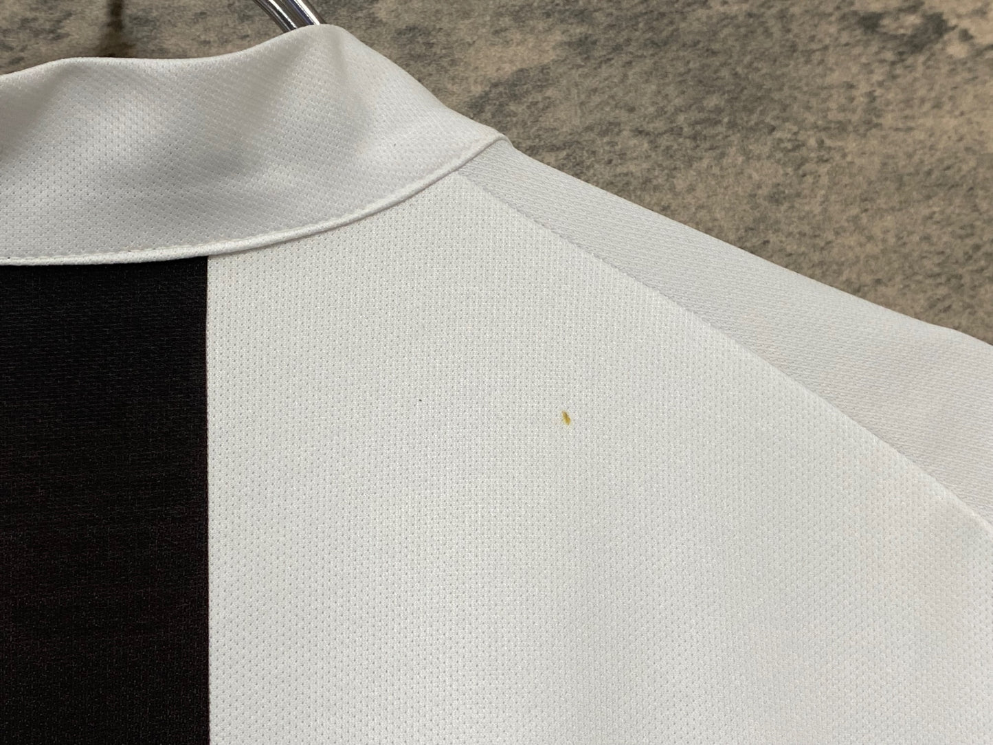 IZ096 リオンドカペルミュール Lion de KAPELMUUR 半袖 サイクルジャージ 白 WL