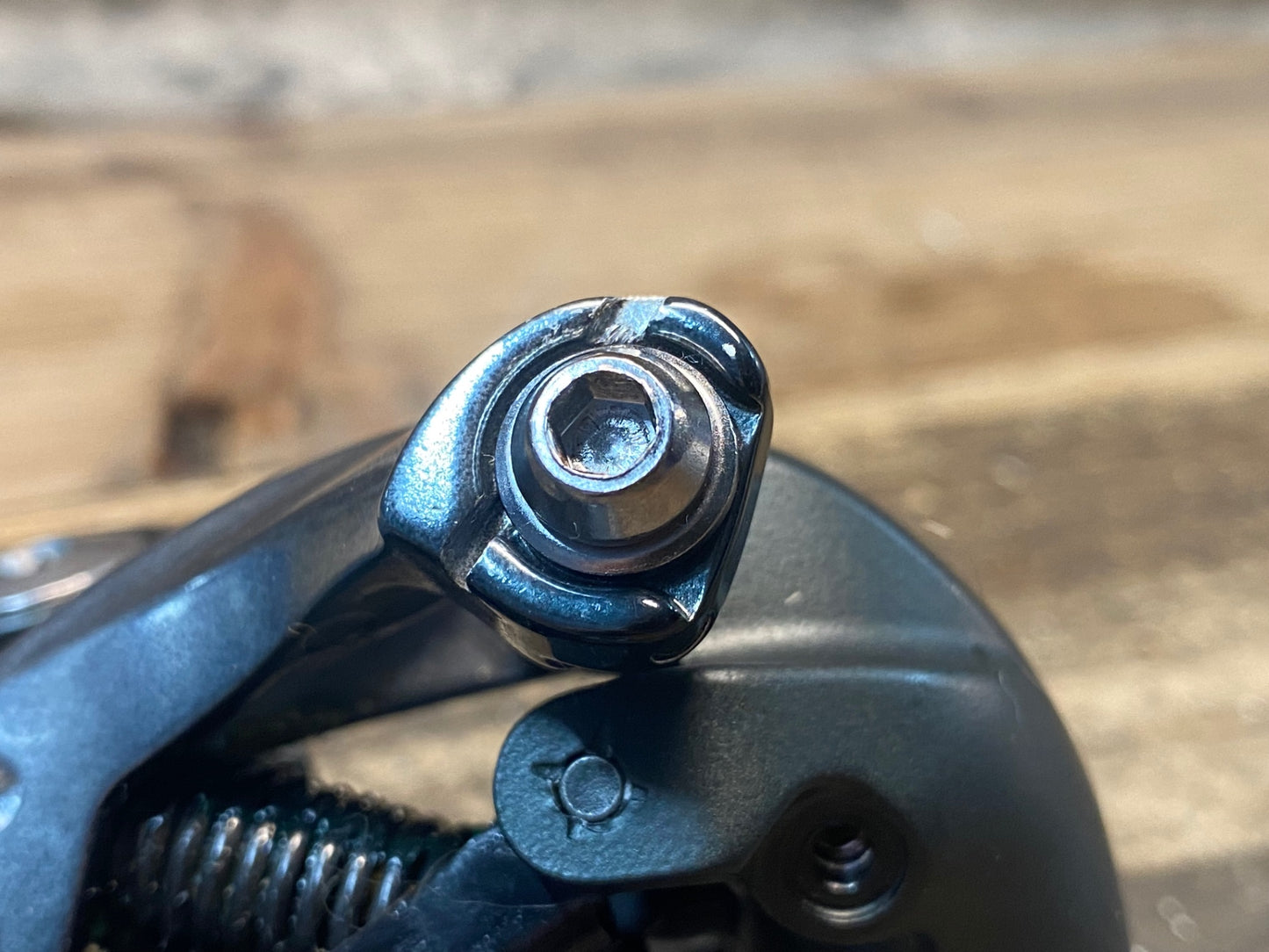 IS704 シマノ SHIMANO ティアグラ Tiagra RD‐4700 SS リアディレイラー 10S