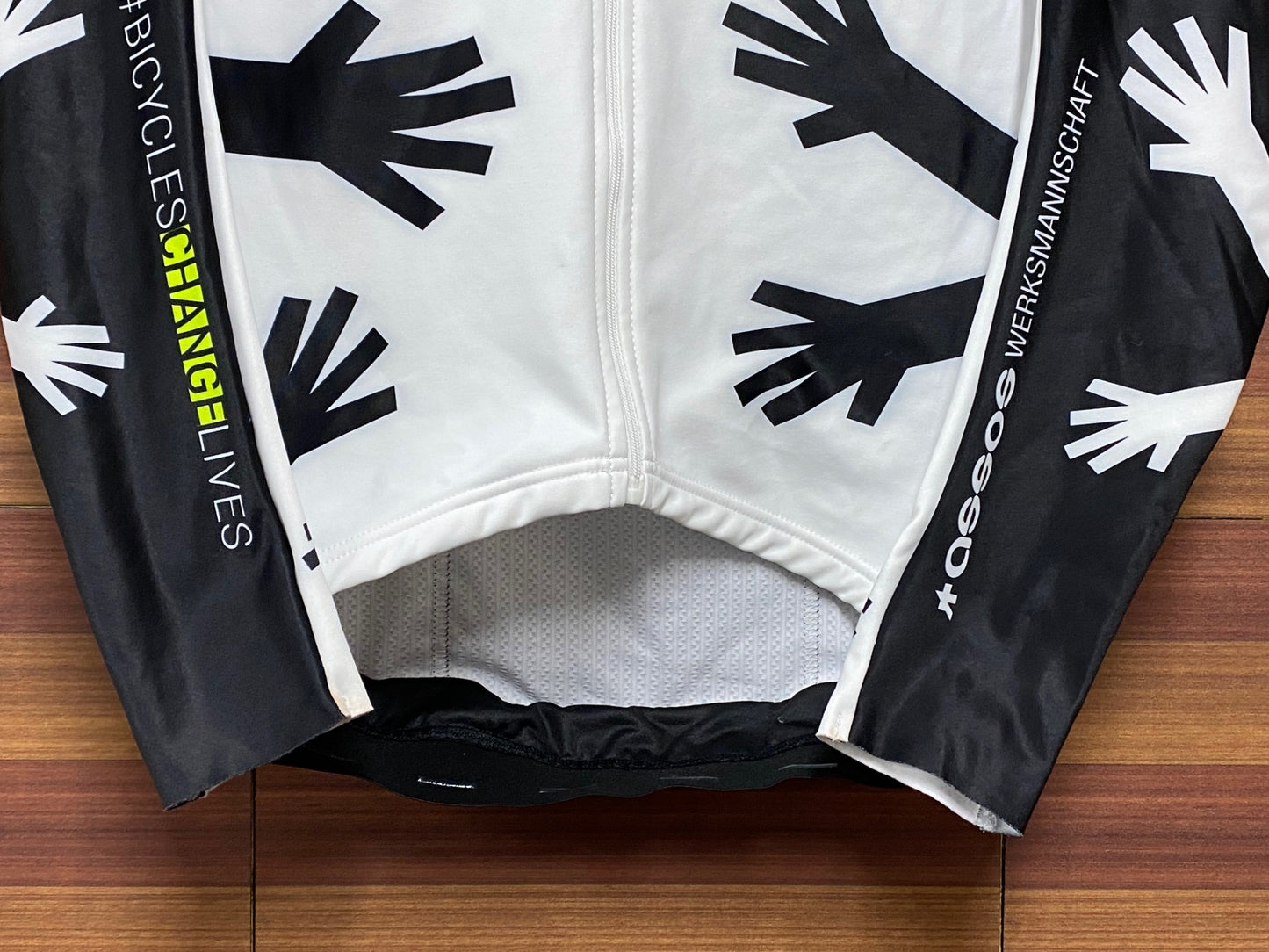 IN937 アソス assos Mens Qhubeka Jersey 長袖 サイクルジャージ 白 黒 S