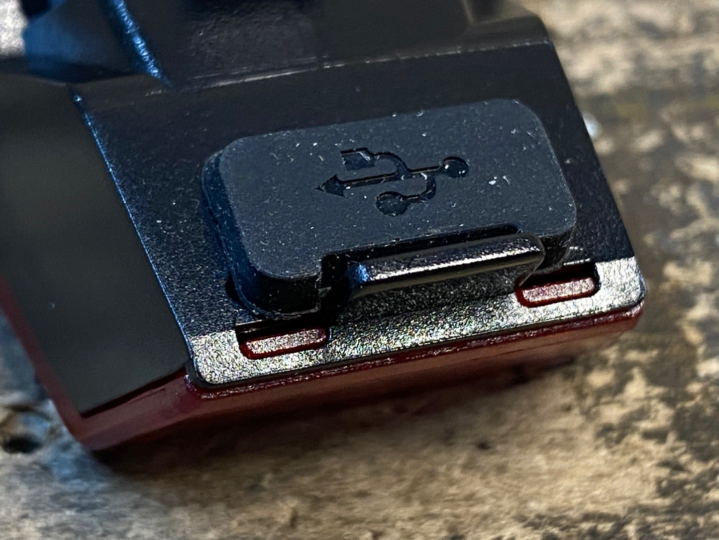 IV820 ジャイアント GIANT Numen+ Uniclip TL 2 テールライト