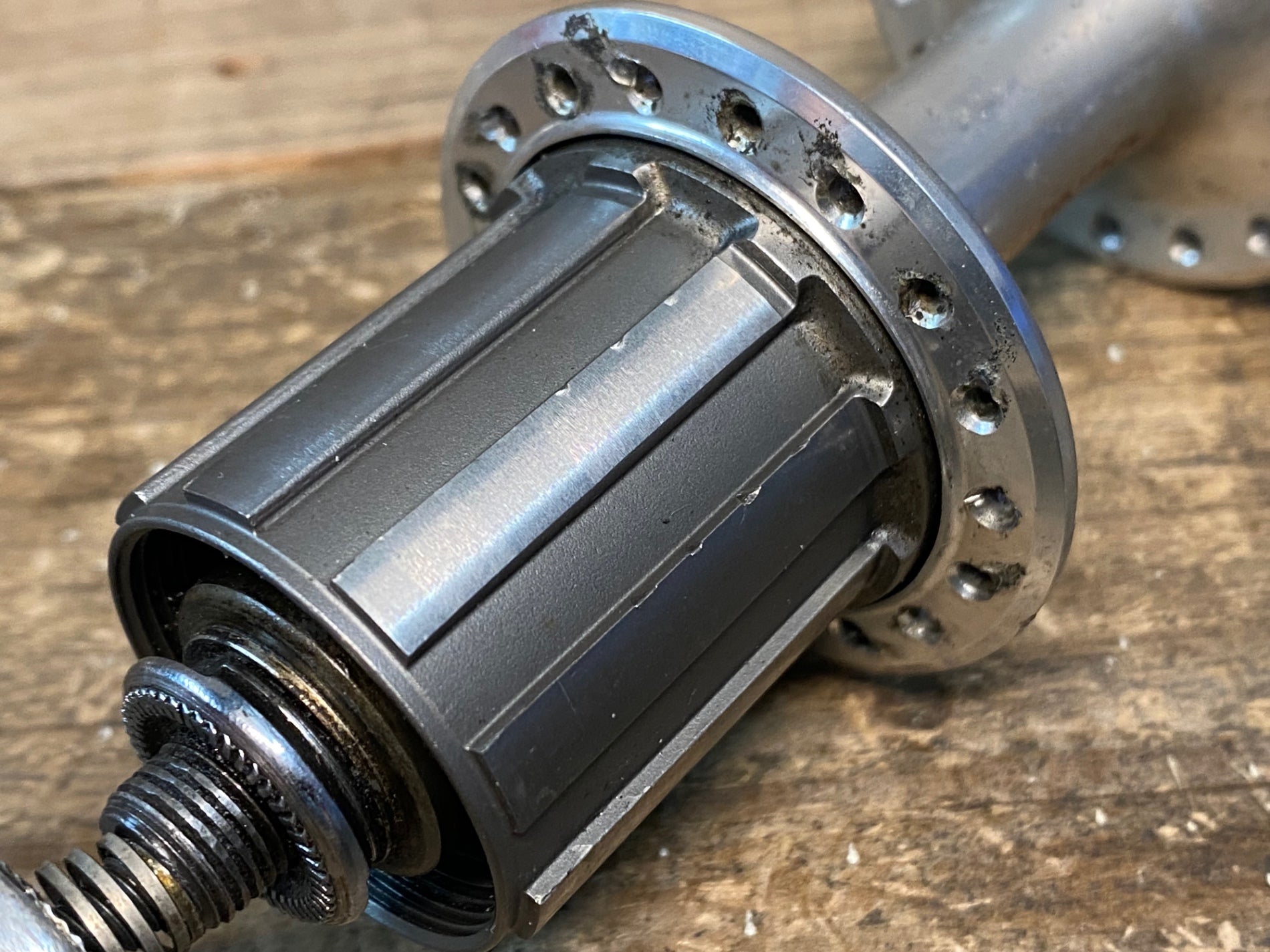 IN592 シマノ Shimano デュラエース DURA-ACE HB/FB-7700 前後