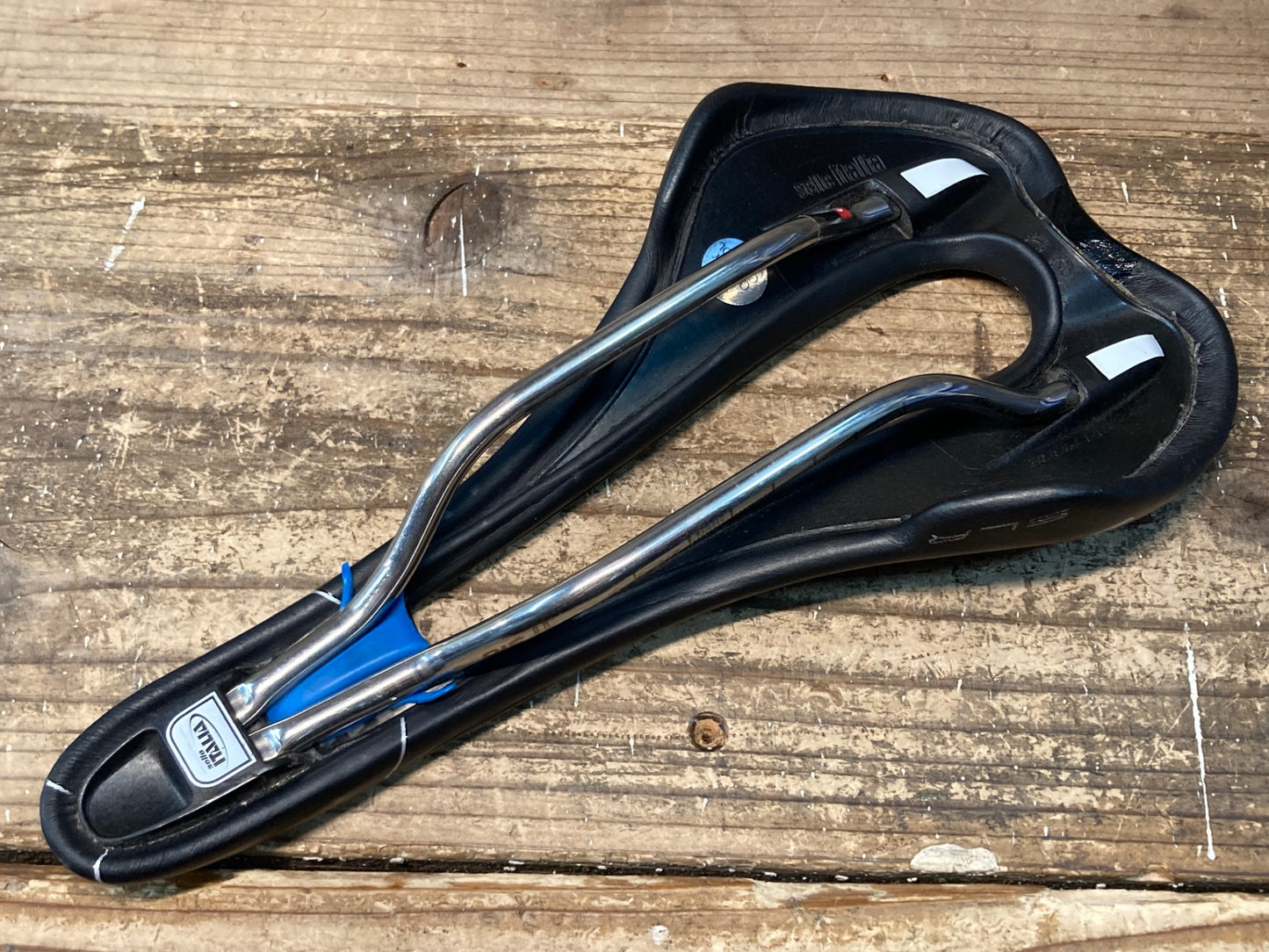 IY528 セライタリア selle italia SLR SUPERFLOW サドル 黒 Ti316レール