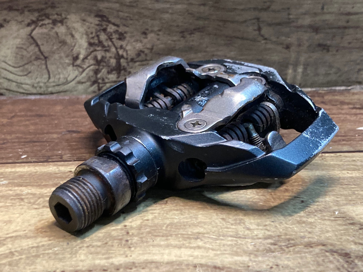 IE128 シマノ SHIMANO PD-M530 ビンディングペダル SPD ガタあり