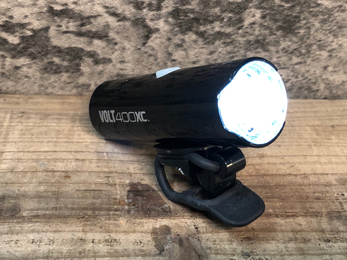 IX447 キャットアイ CATEYE ボルト VOLT 400 XC フロントライト
