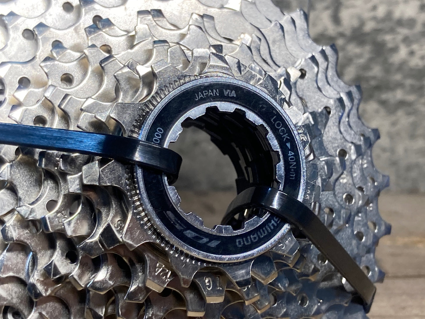 IX778 シマノ SHIMANO 105 CS-R7000 スプロケット 11-30T 11S