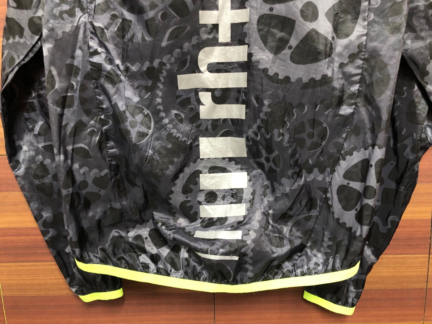 IM797 アールエイチプラス rh+ ウインドブレーカー 黒 M ※タグカット