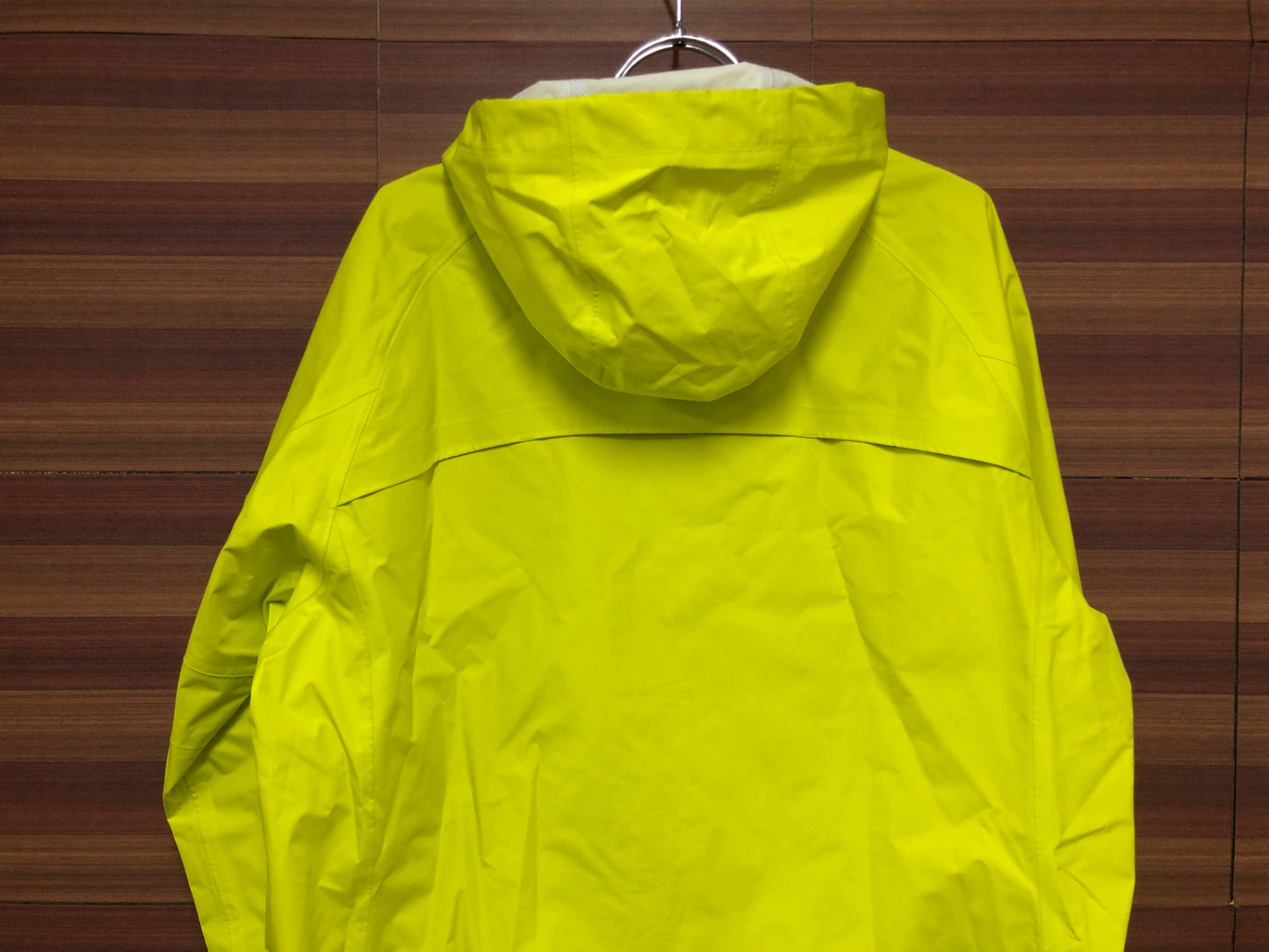 IN274 ラファ RAPHA HOODED COMMUTER JACKET サイクルジャケット 黄緑 XLサイズ