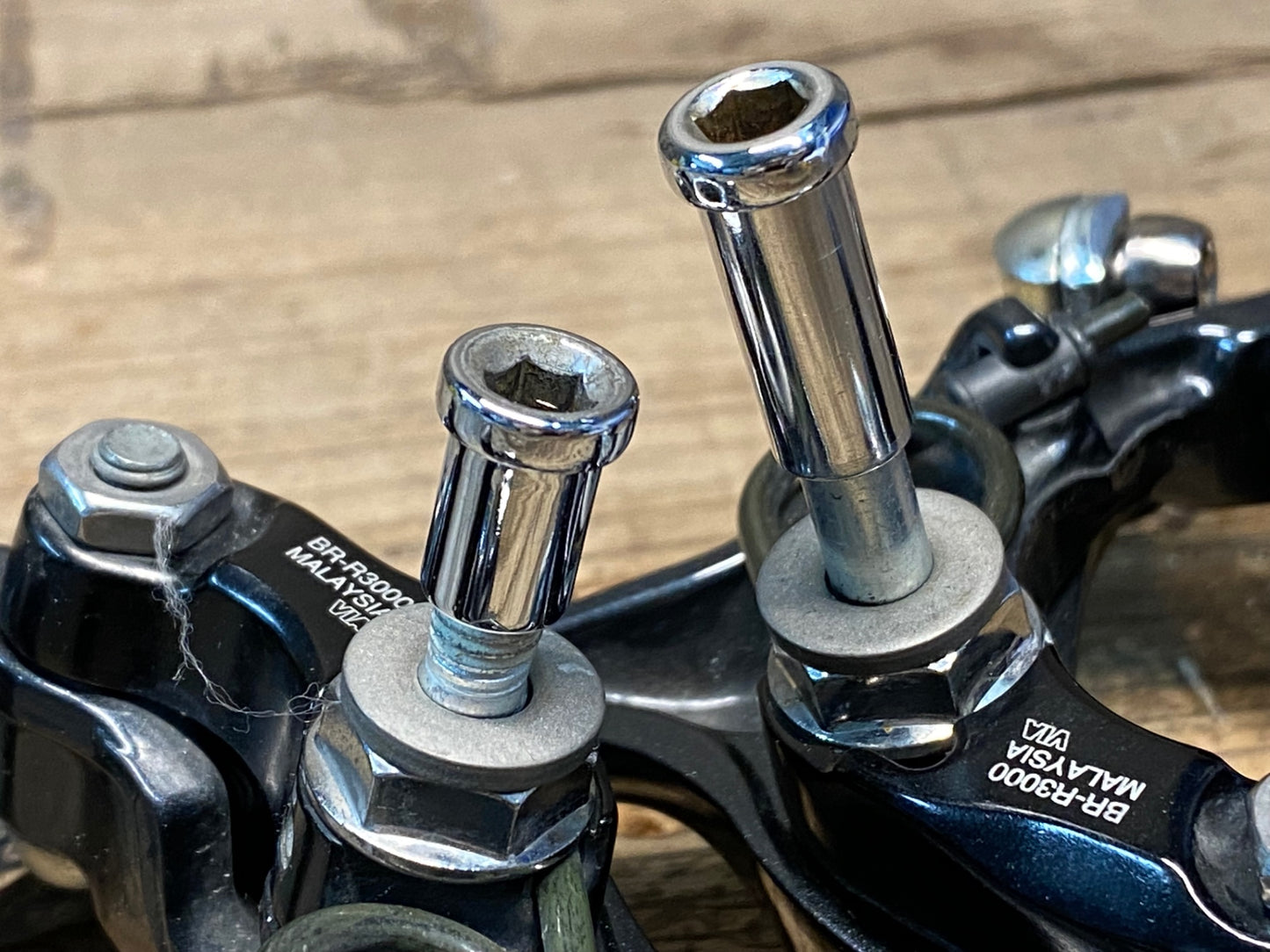 IS615 シマノ SHIMANO ソラ SORA BR-R3000 キャリパーブレーキ 前後セット