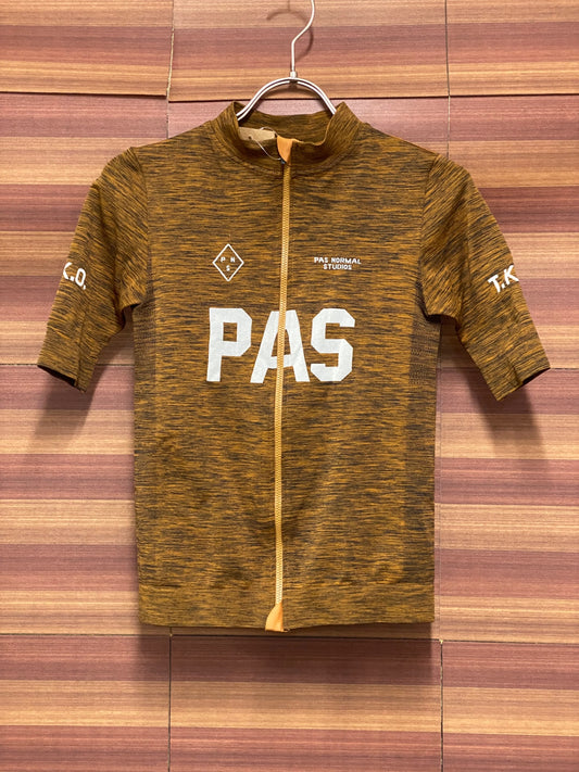 IV056 パスノーマルスタジオ PAS NORMAL STUDIOS T.K.O Knit Jersey 半袖サイクルジャージ オレンジ SM