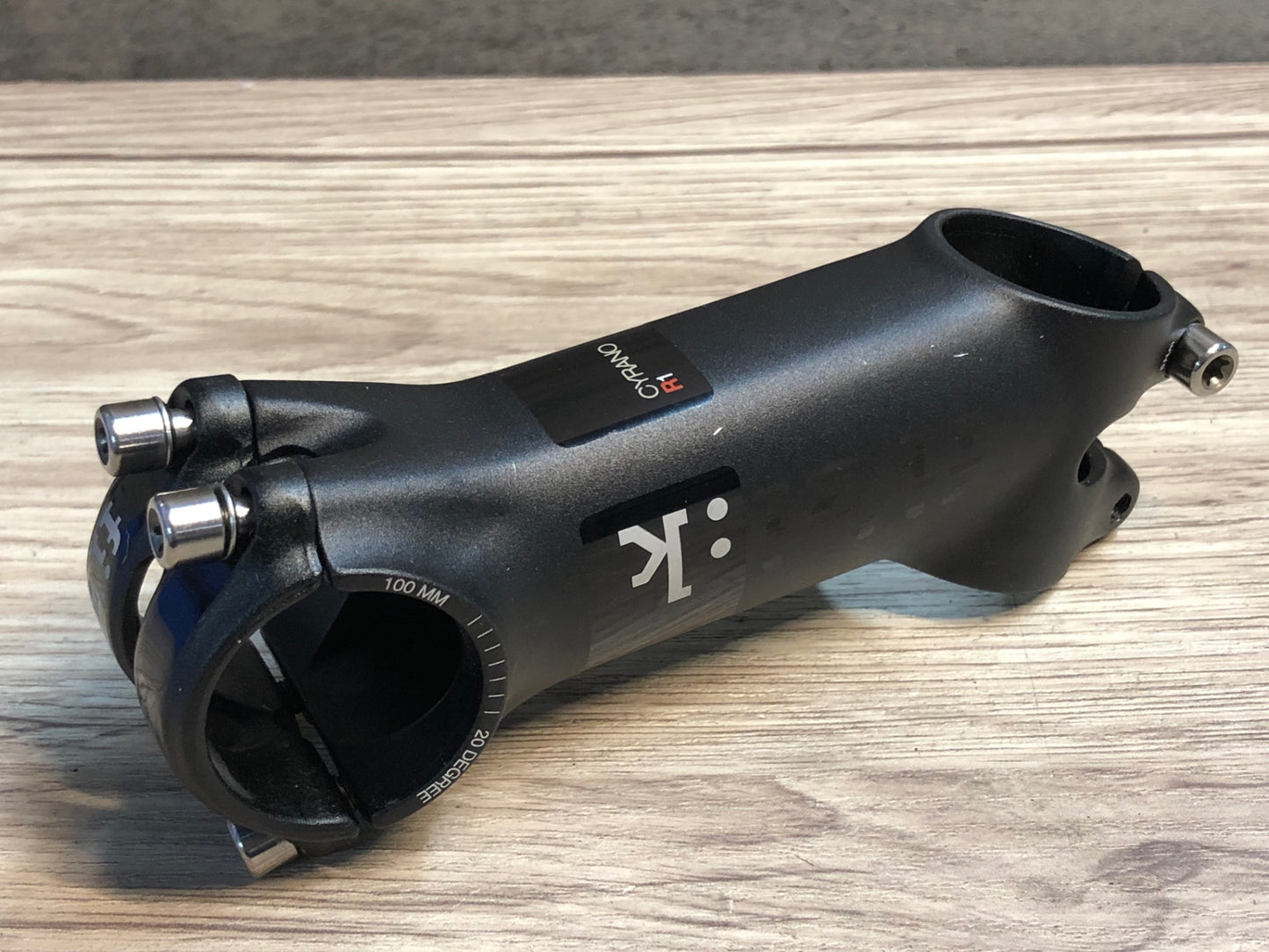 IN040 フィジーク fizik シラノ CYRANO R1 アルミ ステム 黒 100mm Φ31.8 OS 20°