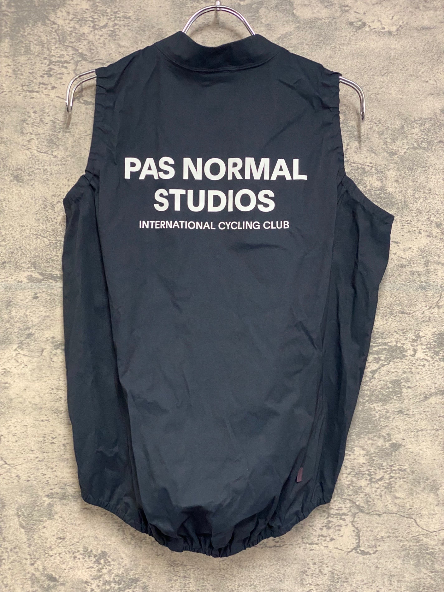 IY502 パスノーマルスタジオ PAS NORMAL STUDIOS メカニズム レイン ジレ Mechanism Rain Gilet サイクルベスト M 黒