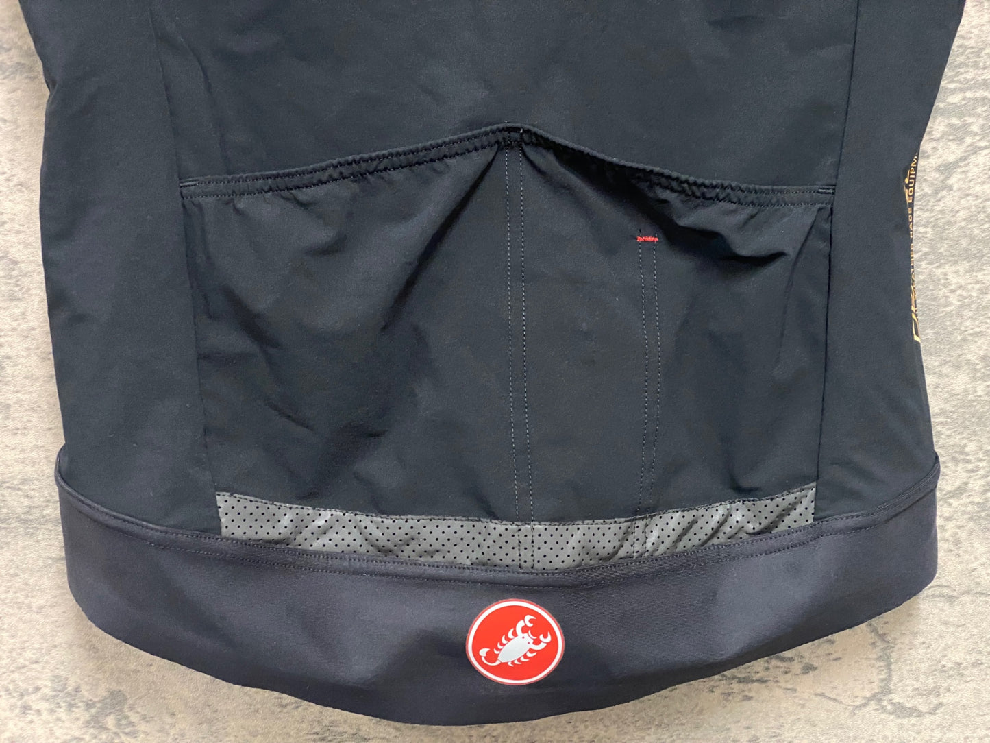 IY985 カステリ CASTELLI ROSSO CORSA サイクルベスト ジレ GORE-TEX INFINIUM perfetto 黒 M ※色移り有