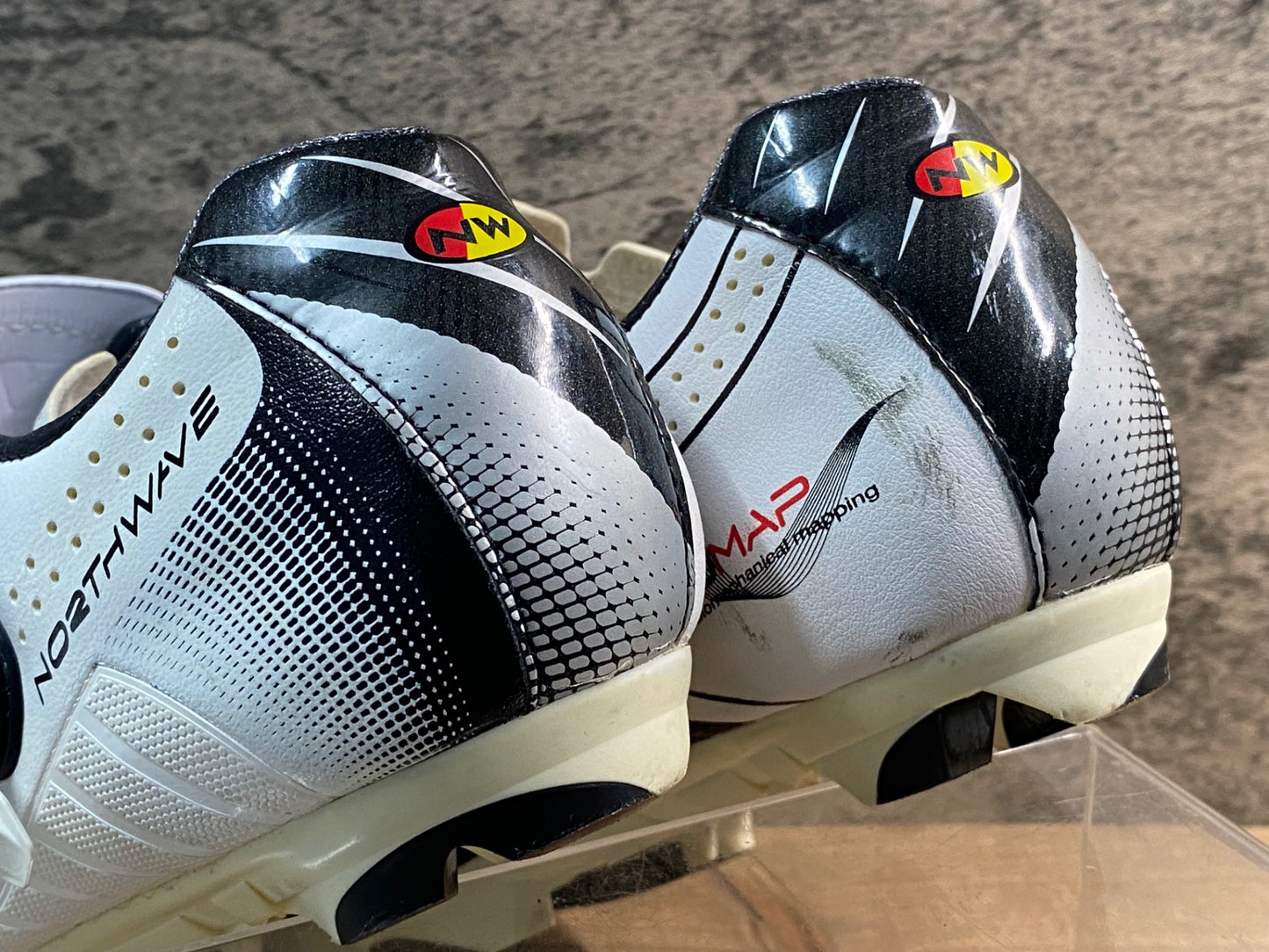 IX861 ノースウェーブ NORTHWAVE EXTREME Tech SBS ビンディングシューズ 2穴 白 EU40