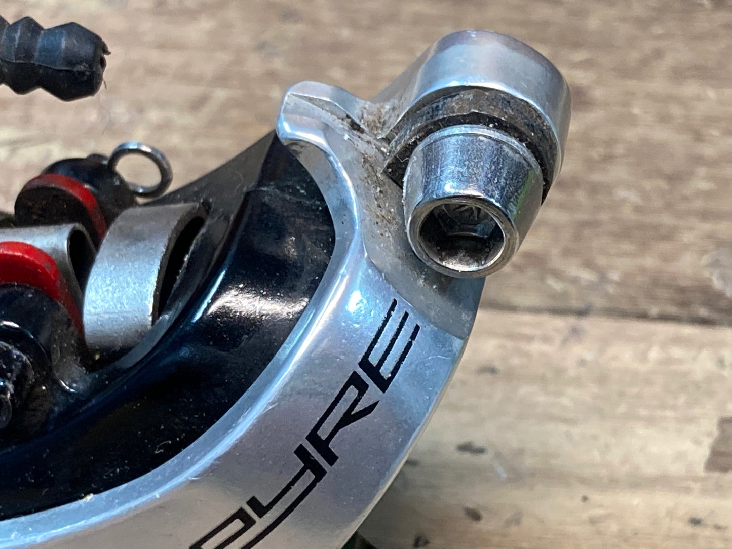 IM385 TRP SPYRE ディスク ブレーキキャリパー フラットマウント