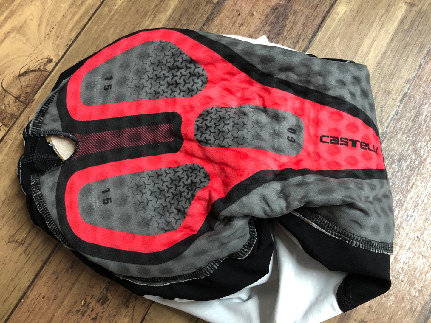 IK421 カステリ CASTELLI ROSSO CORSA ビブショーツ 黒 M