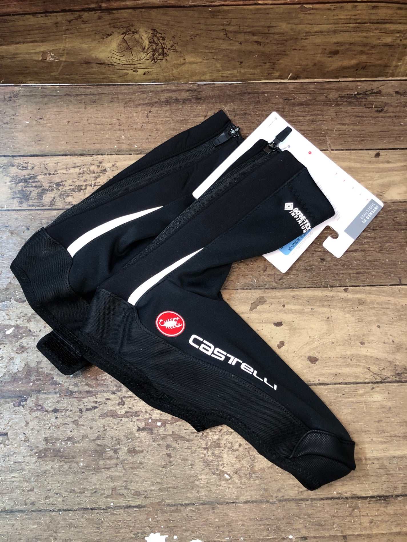 IL284 カステリ CASTELLI インテンソウルシューカバー INTENSO UL SHOECOVER 黒 M 裏起毛 GORE-TEX INFINIUM 未使用