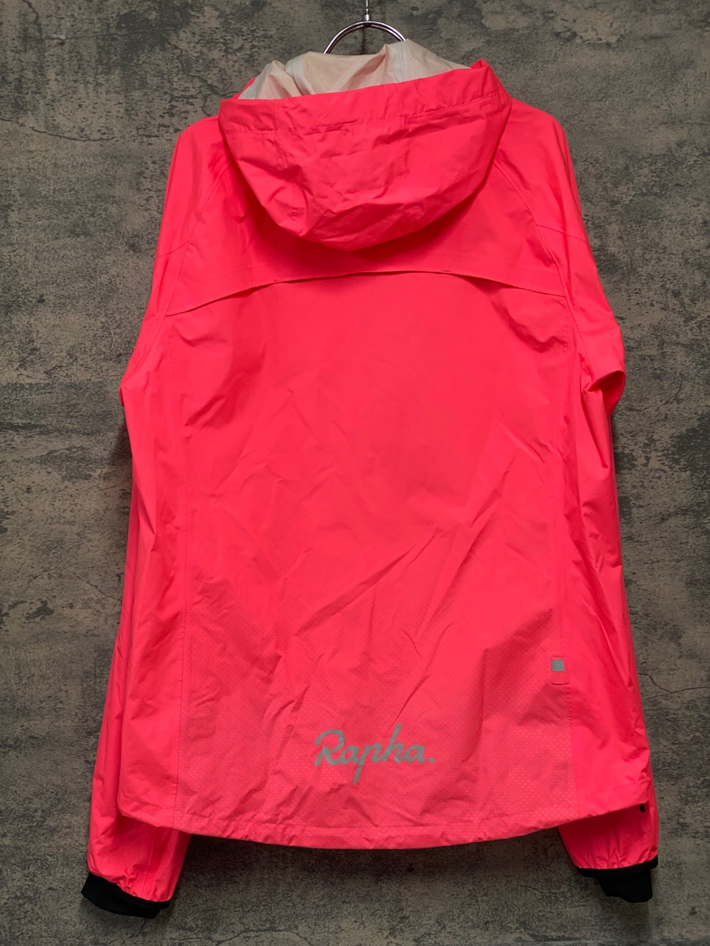 JB828 ラファ Rapha HOODED COMMUTER JACKET 長袖 レインジャケット ピンク M 首元黄ばみ 一部汚れ