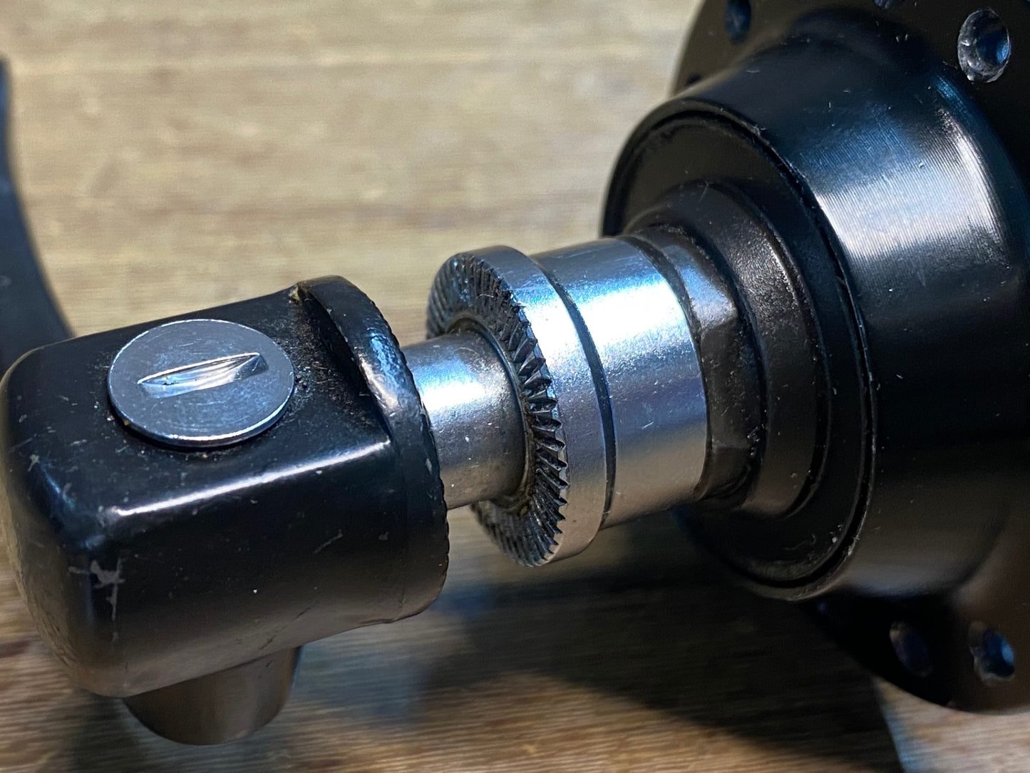 IZ036 シマノ SHIMANO 105 FH-5800 リアハブ 32H