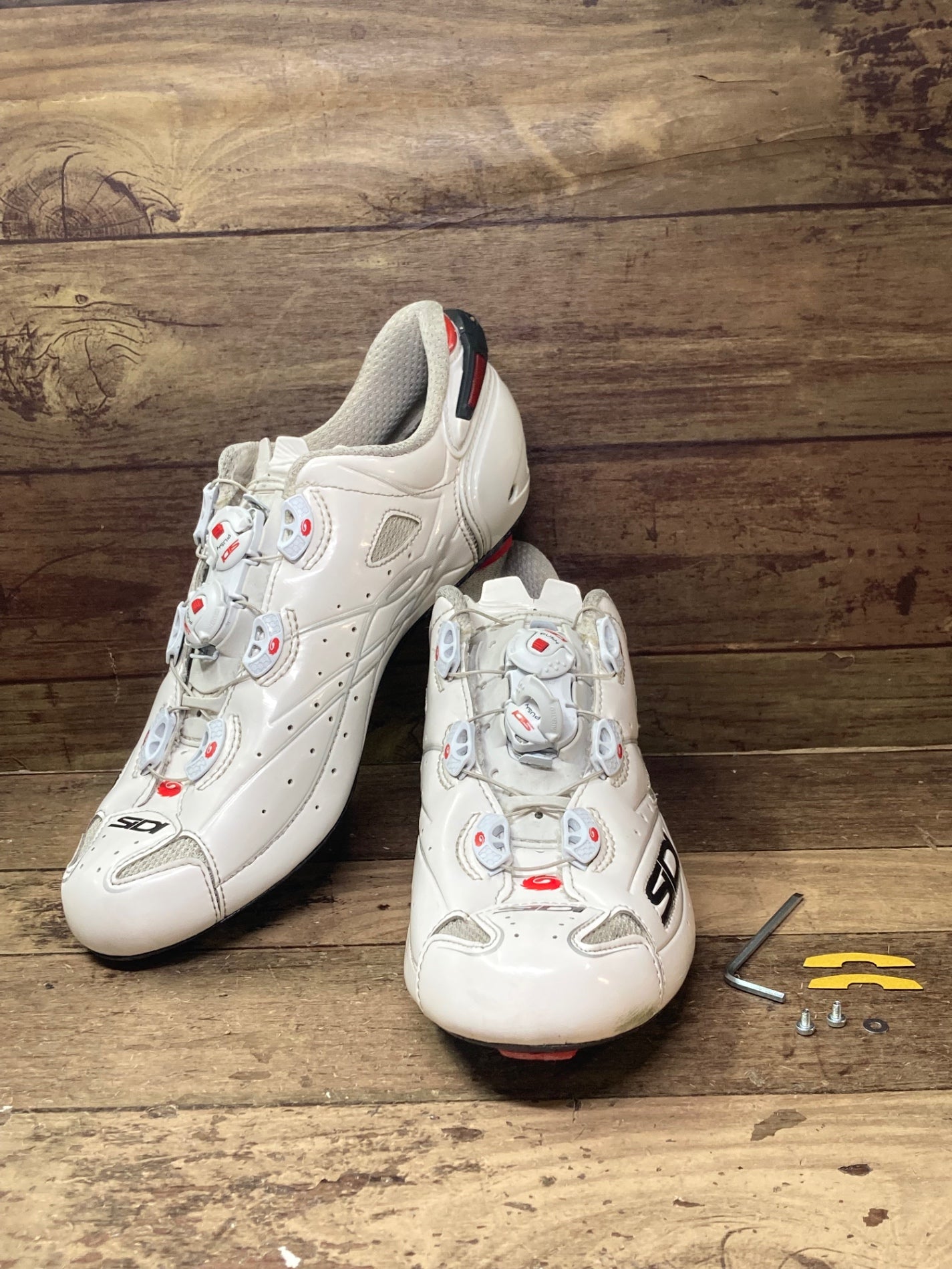 II814 シディ SIDI WIRE2CARBON ビンディングシューズ EU41.5 ホワイト