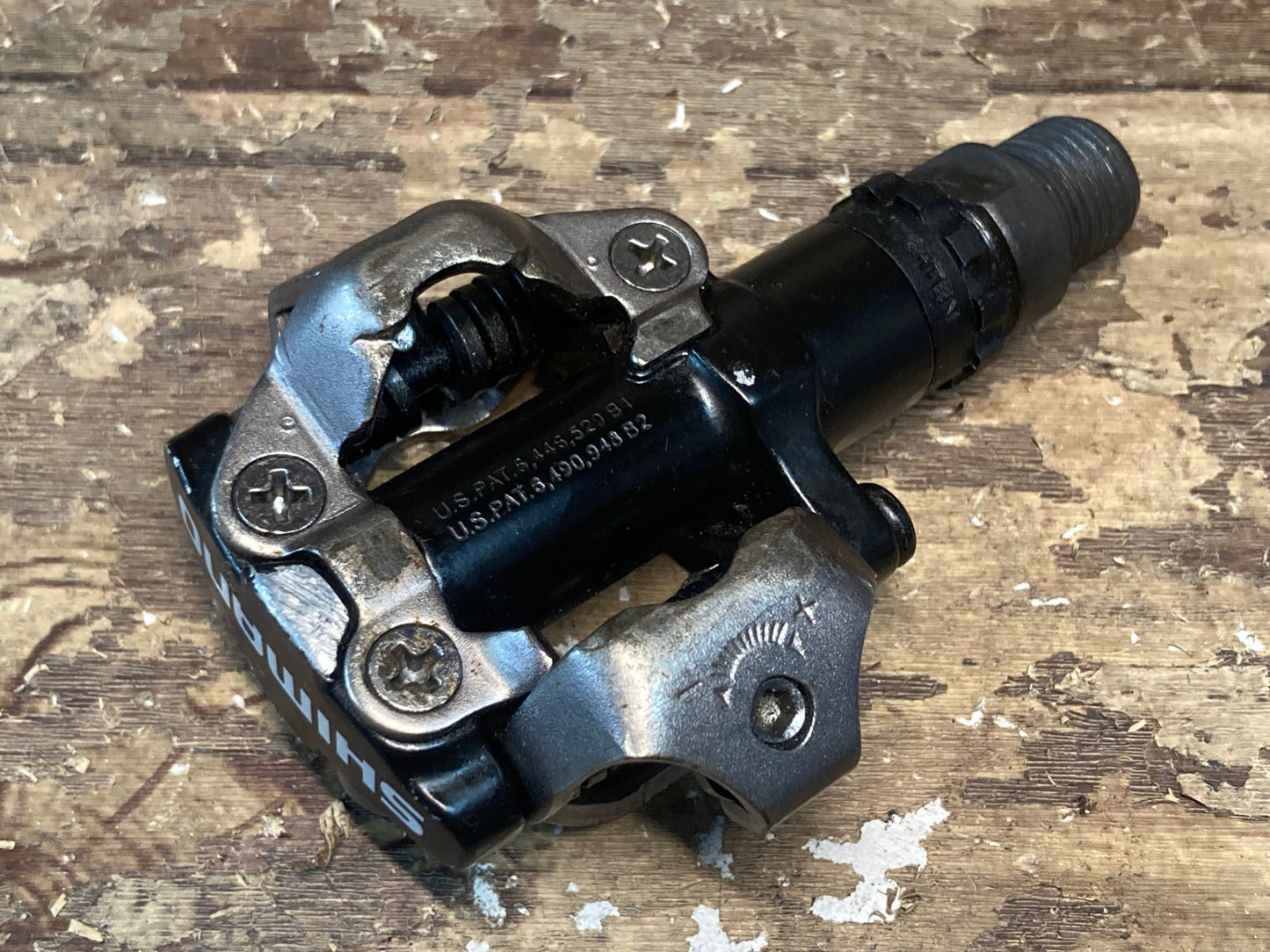 IB564 シマノ SHIMANO PD-M520 SPD ビンディングペダル