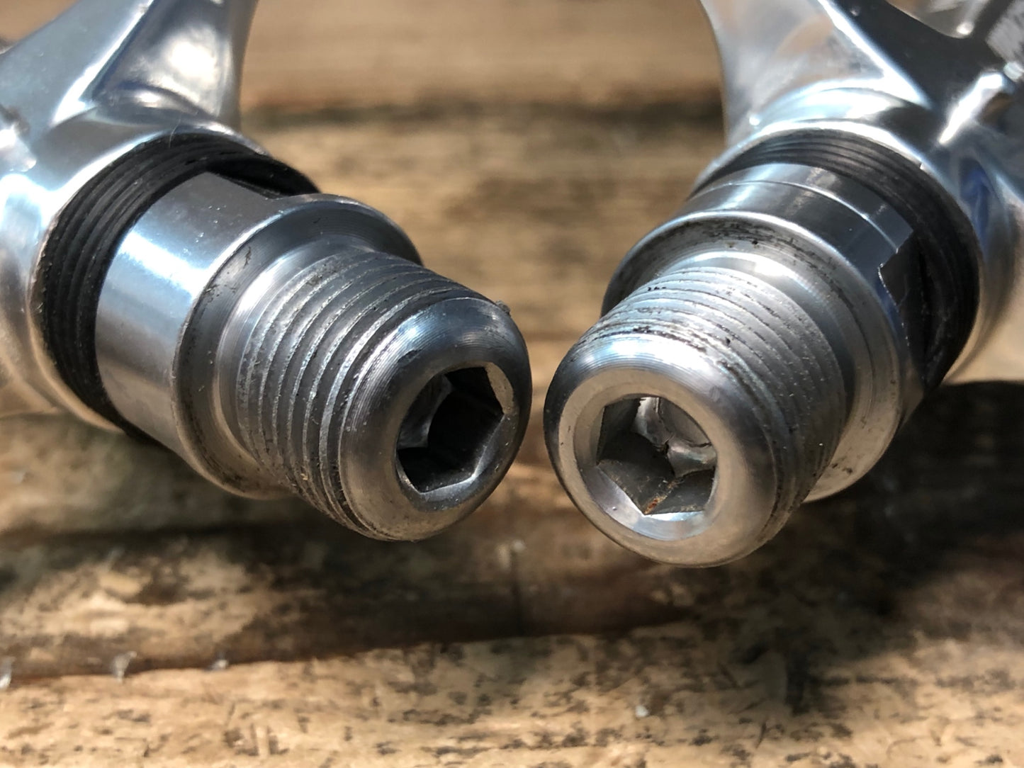 IZ615 ディズナ DIXNA Libra Pedal フラットペダル シルバー