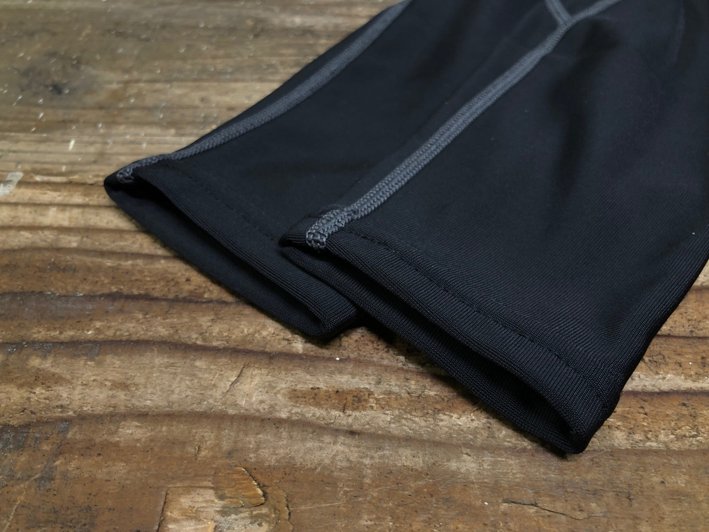 IL489 パールイズミ PERALiZUMi 裏起毛 アームカバー 黒 L