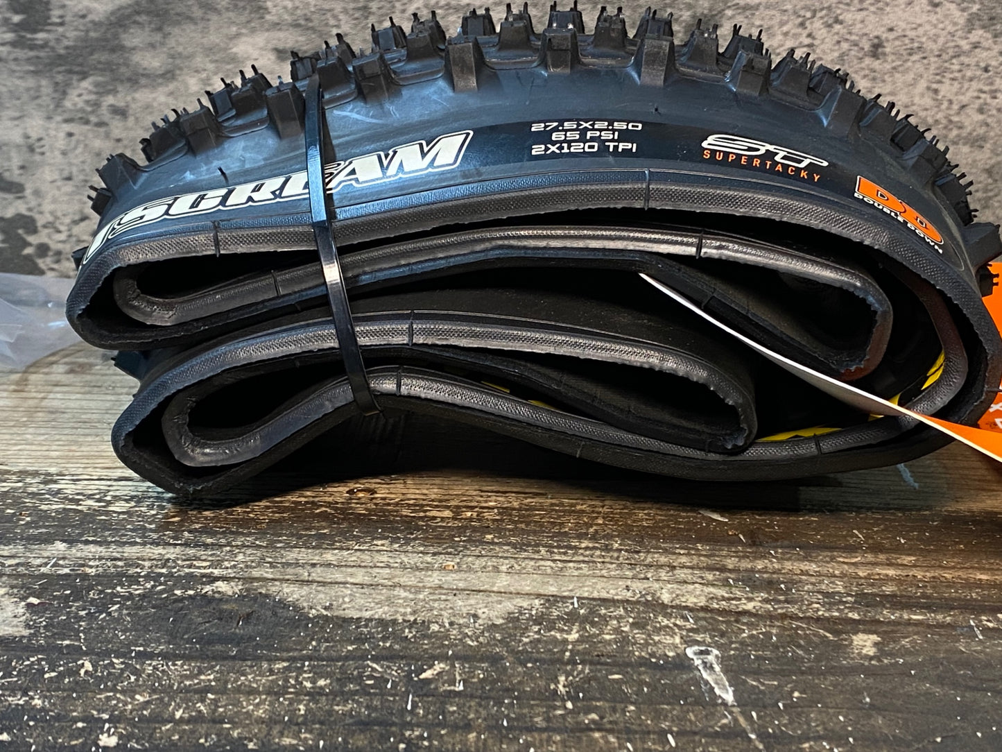 IR398 マキシス MAXXIS WETSCREAM クリンチャータイヤ 27.5X2.50