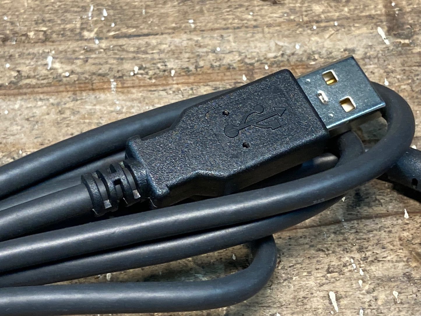 IQ093 シマノ SHIMANO EW-EC300 充電コネクター