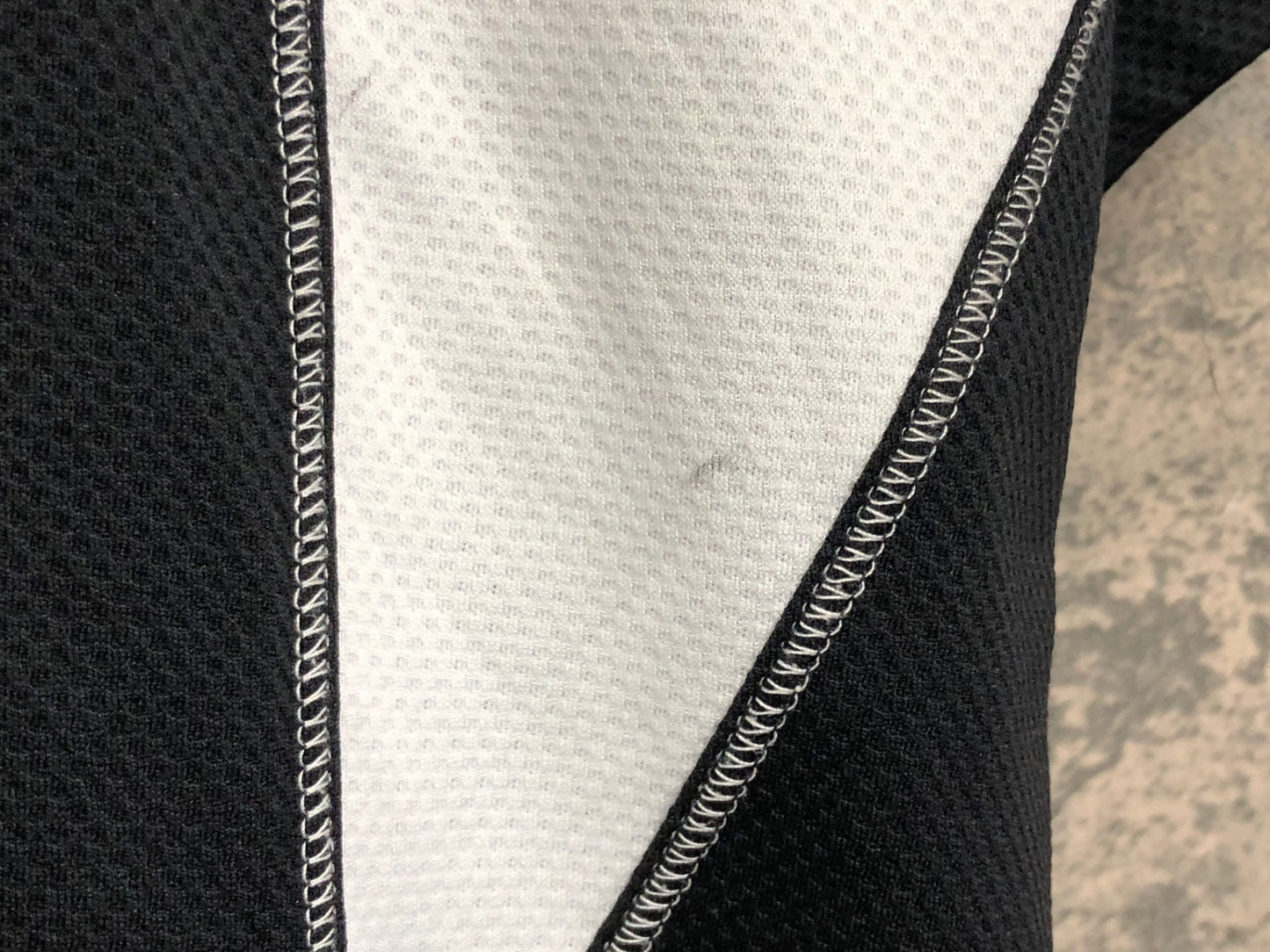 IX738 エチュオンド ETXEONDO 半袖 サイクルジャージ 黒 白 L