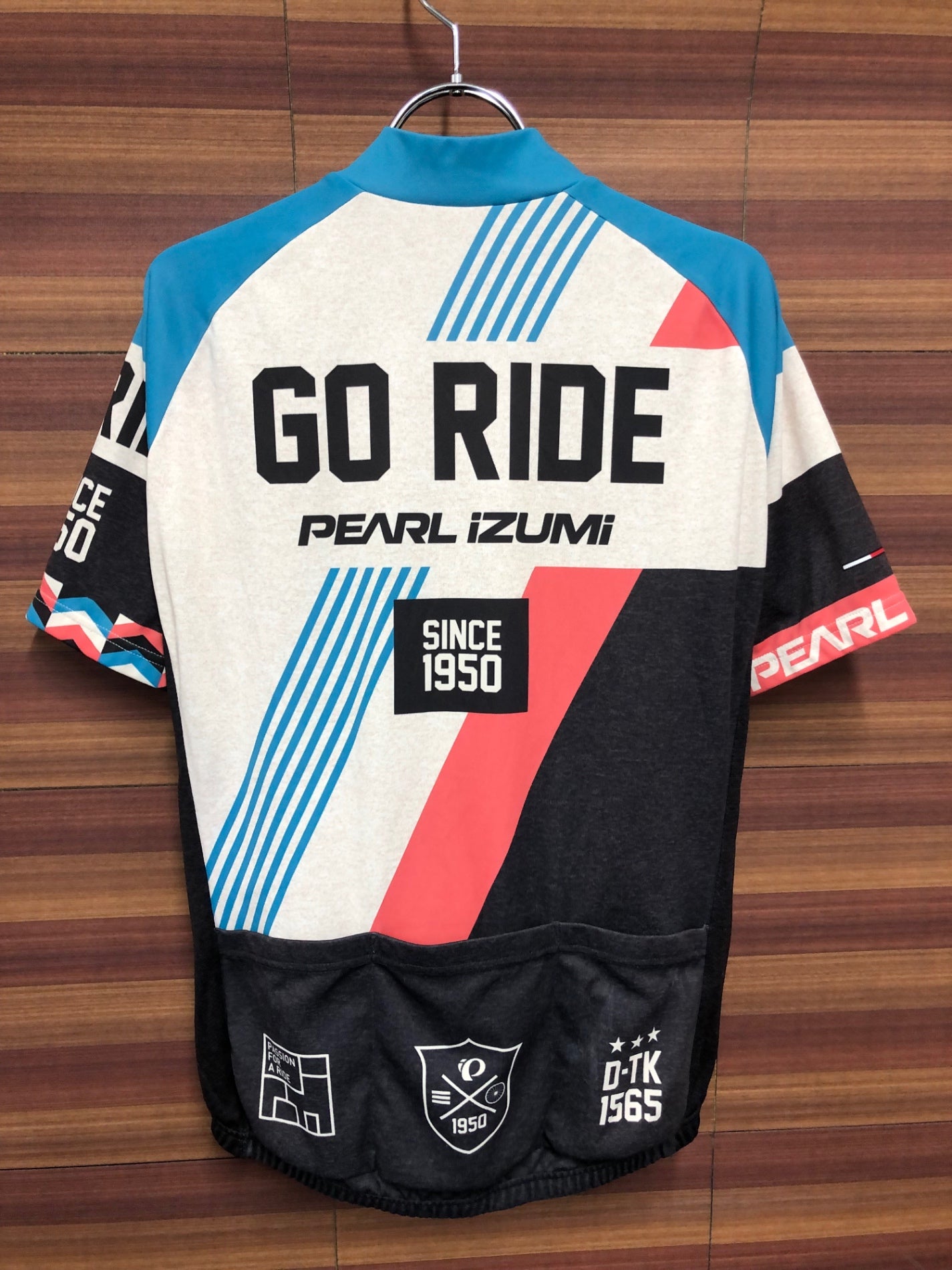 IO711 パールイズミ PEARL iZUMi 半袖 サイクルジャージ 白 ピンク 水色 L