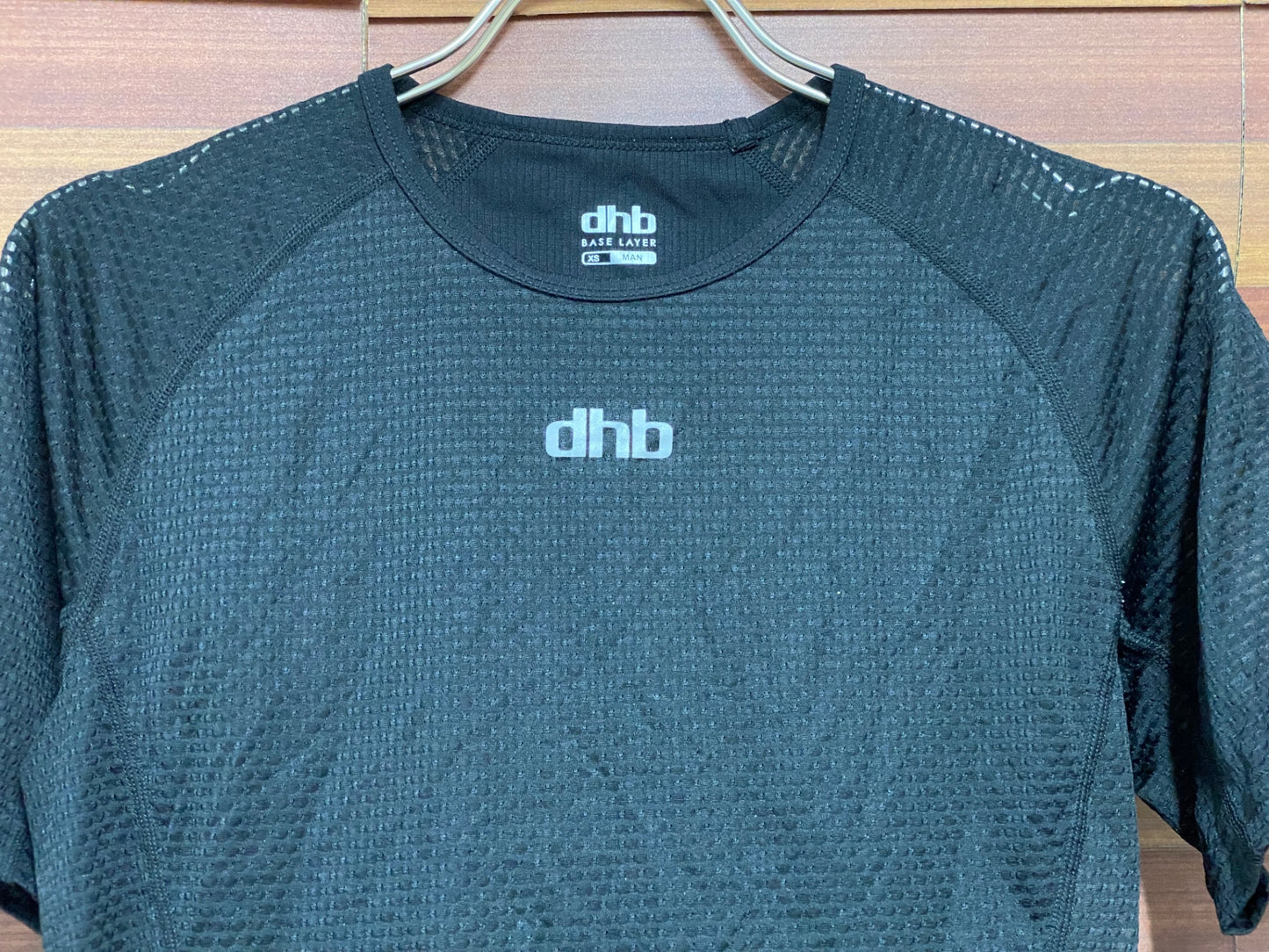 IU249 dhb 半袖 べースレイヤー 黒 XS