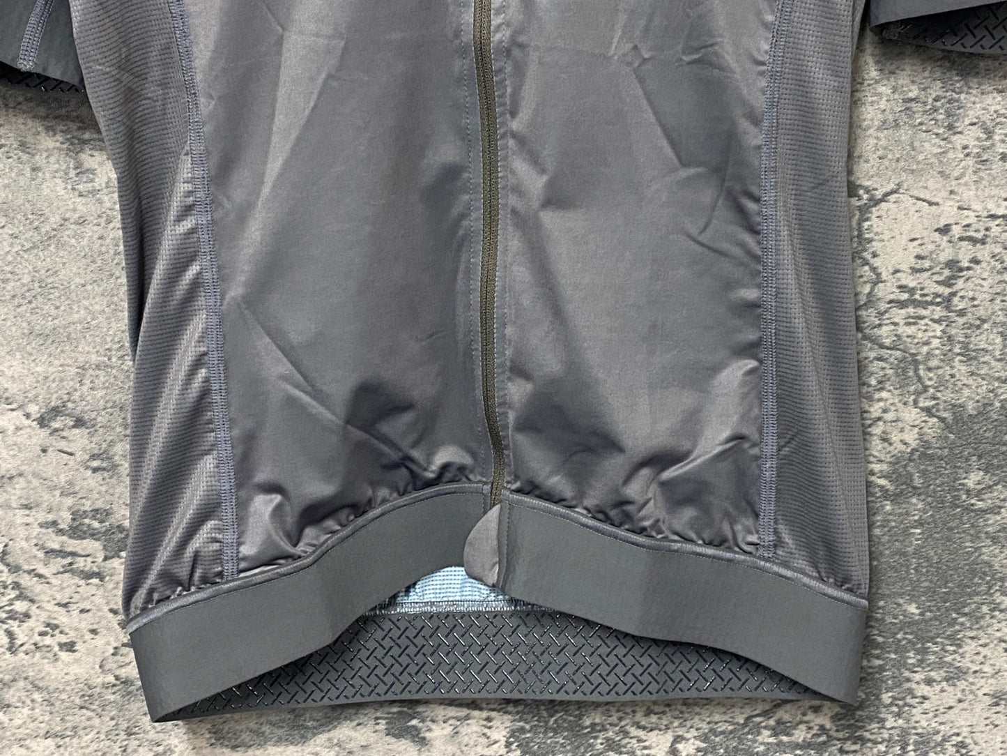 JC401 パスノーマルスタジオ Pas Normal Studios | Men's Mechanism Jersey 半袖 サイクルジャージ ミディアムグレー L