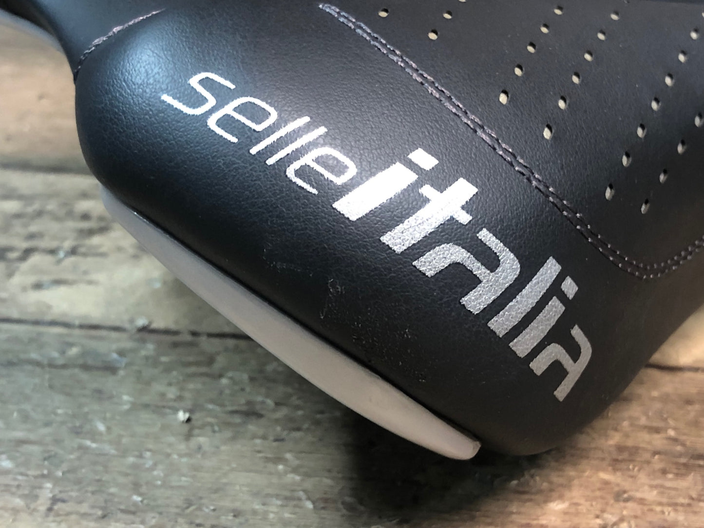 IN602 セライタリア selle italia Sport gel flow サドル 黒 FEC ALLOYレール