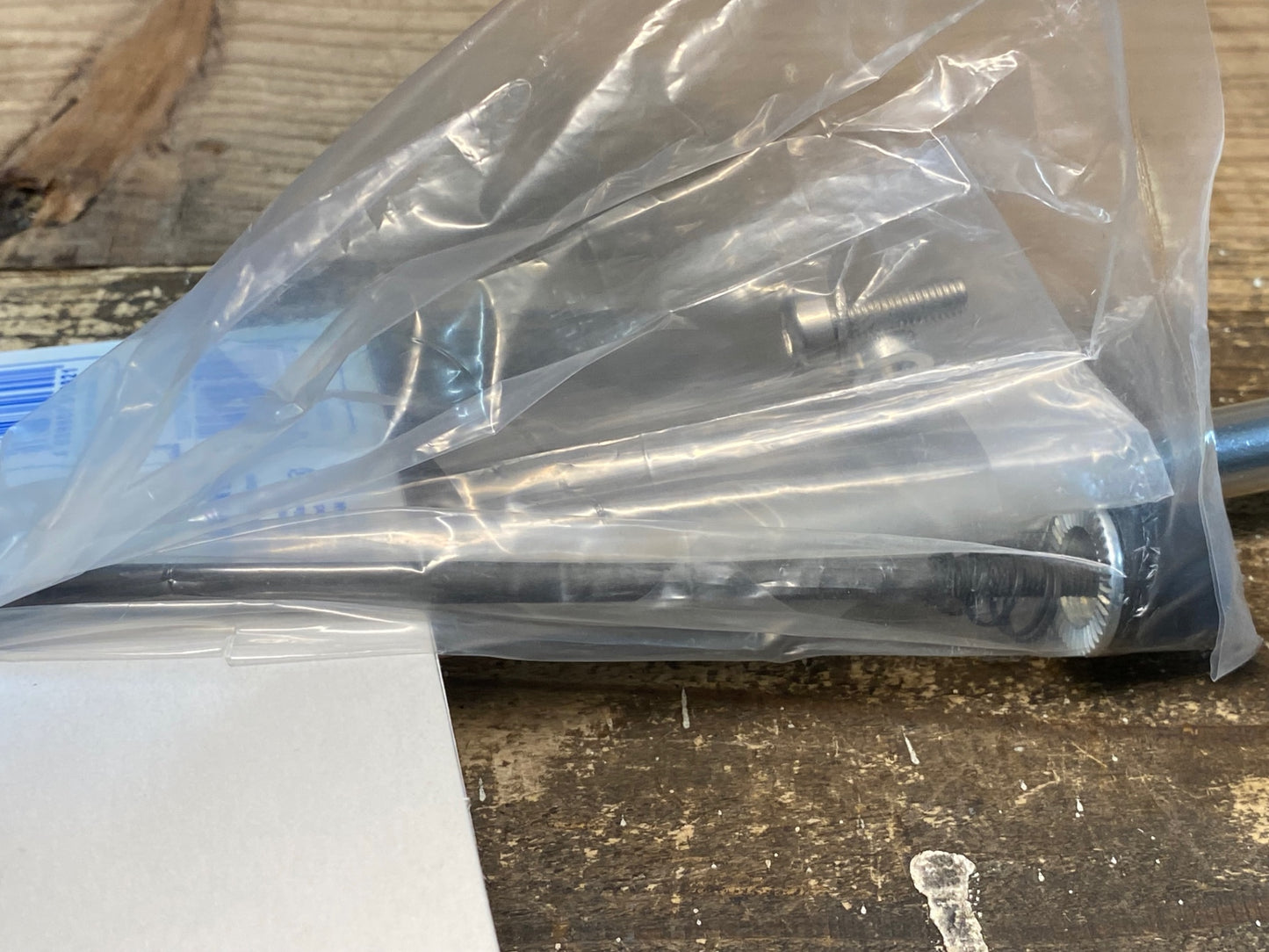 IV989 ジャイアント GIANT ESCAPE QR KICKSTAND