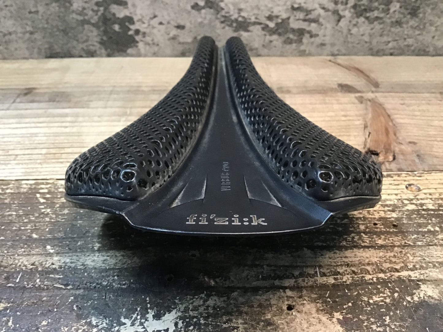 JA533 フィジーク fizik アンタレス ANTARES VERSUS EVO R1 Adaptive サドル カーボンレール 149mm