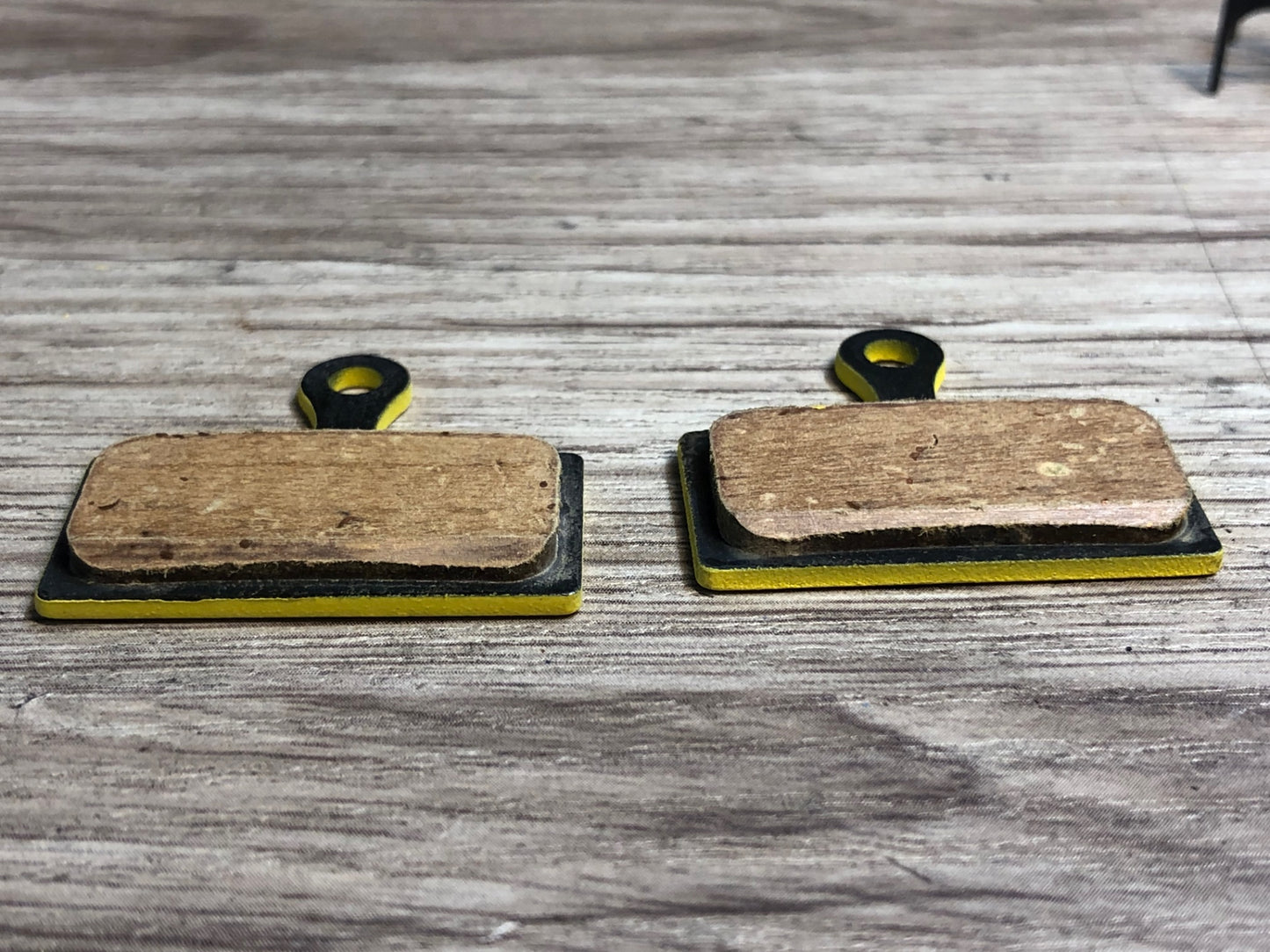 IR439 スイスストップ SWISSSTOP DISC 28 RS ディスク ブレーキ パッド シマノXTR対応 未使用