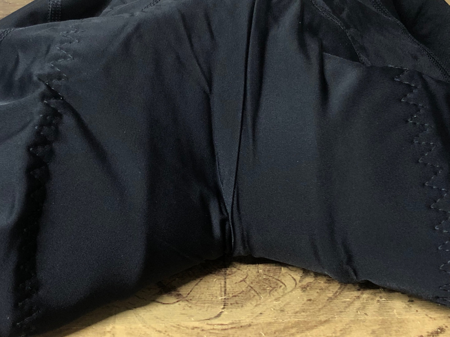 IM222 ラファ Rapha PRO TEAM CROSS BIB SHORTS ビブショーツ 白 黒 総柄 M