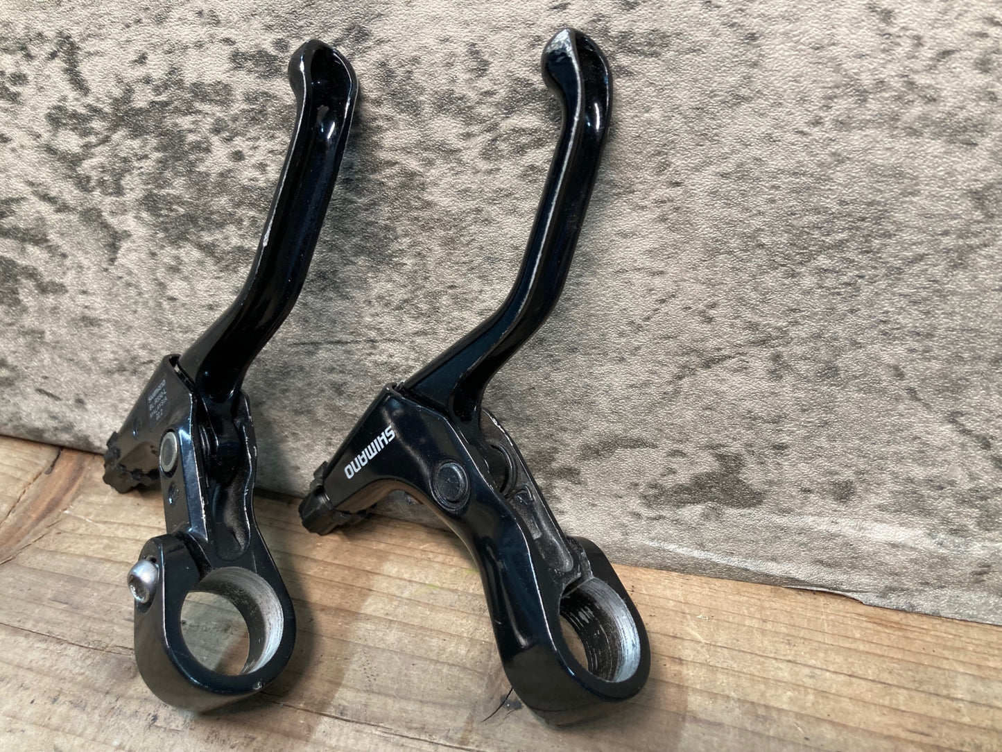 IN728 シマノ SHIMANO BL-R550 ブレーキレバー 左右セット