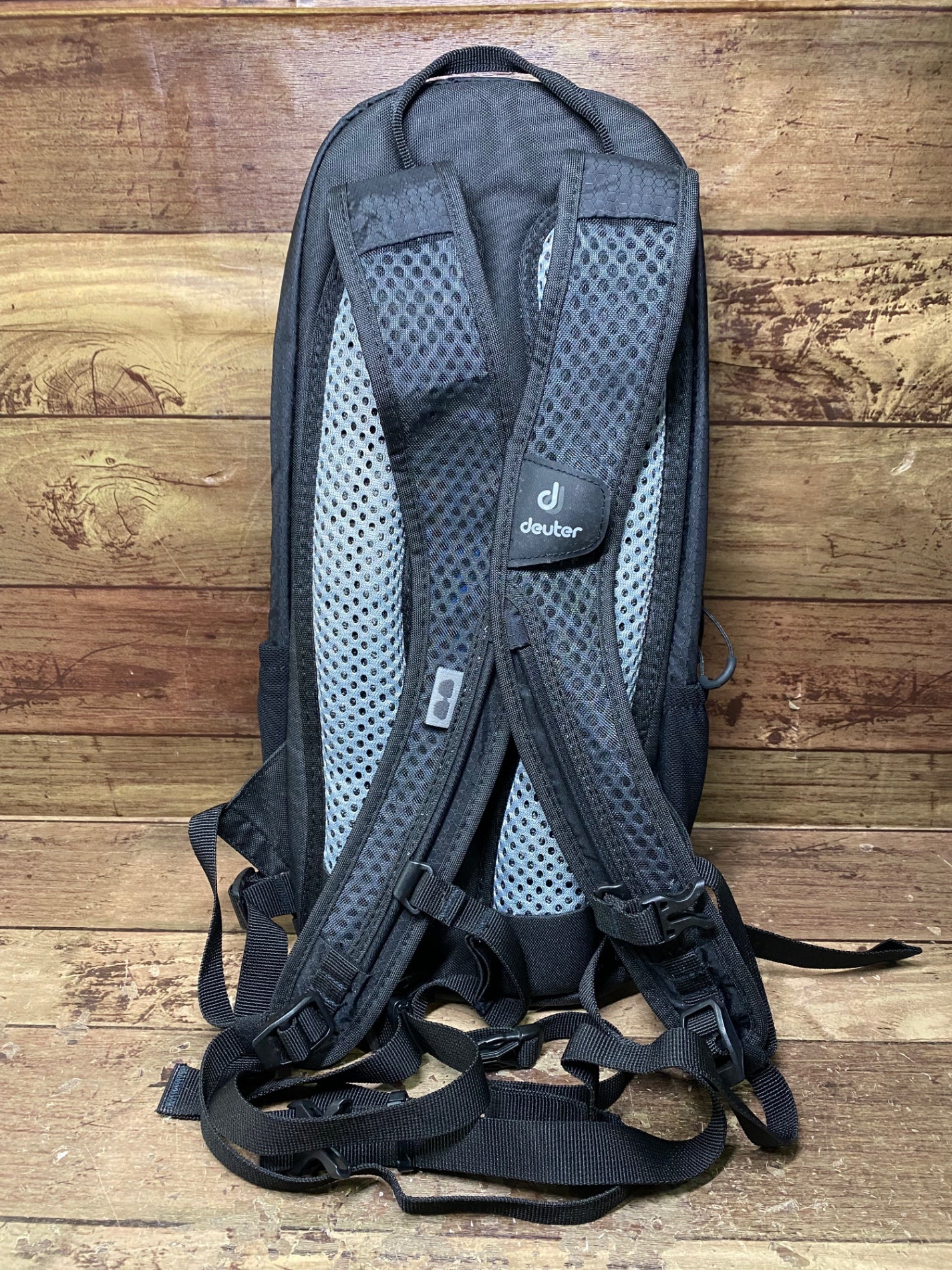 IM711 ドイター deuter ウルトラライド Ultra Ride 6 バックパック 黒 6リットル