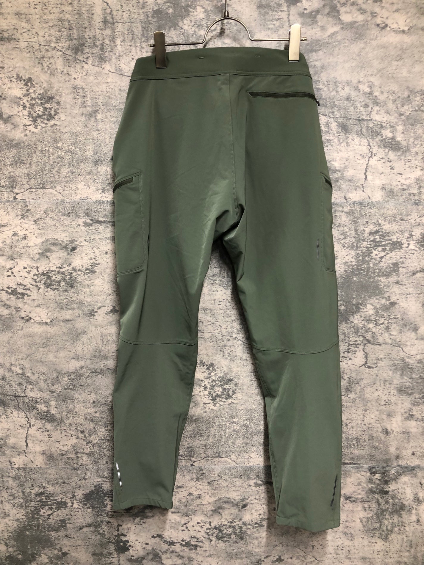 JC969 モンベル mont-bell サイクルパンツ カーキ M